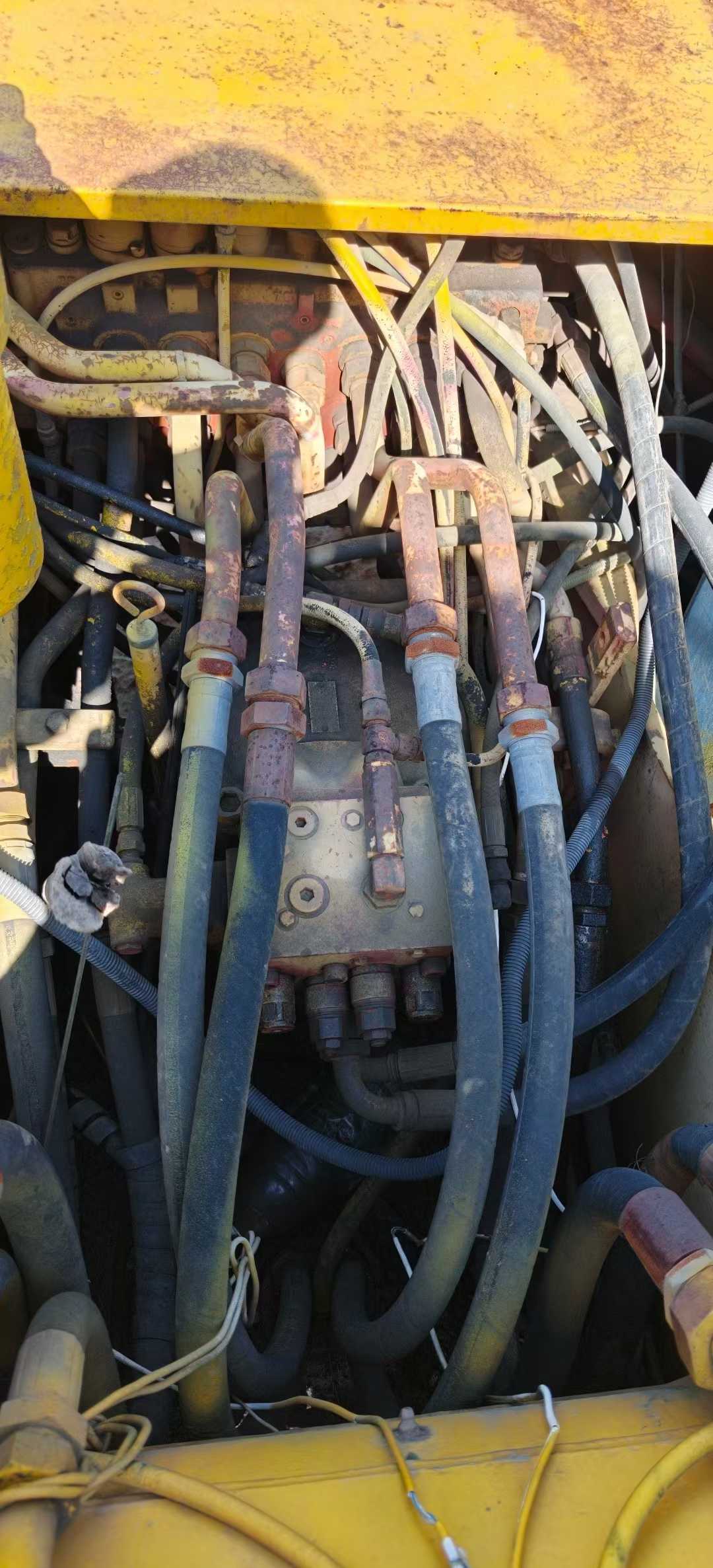 Used Kobelco SK200-3 Excavator 2016 Model / 3