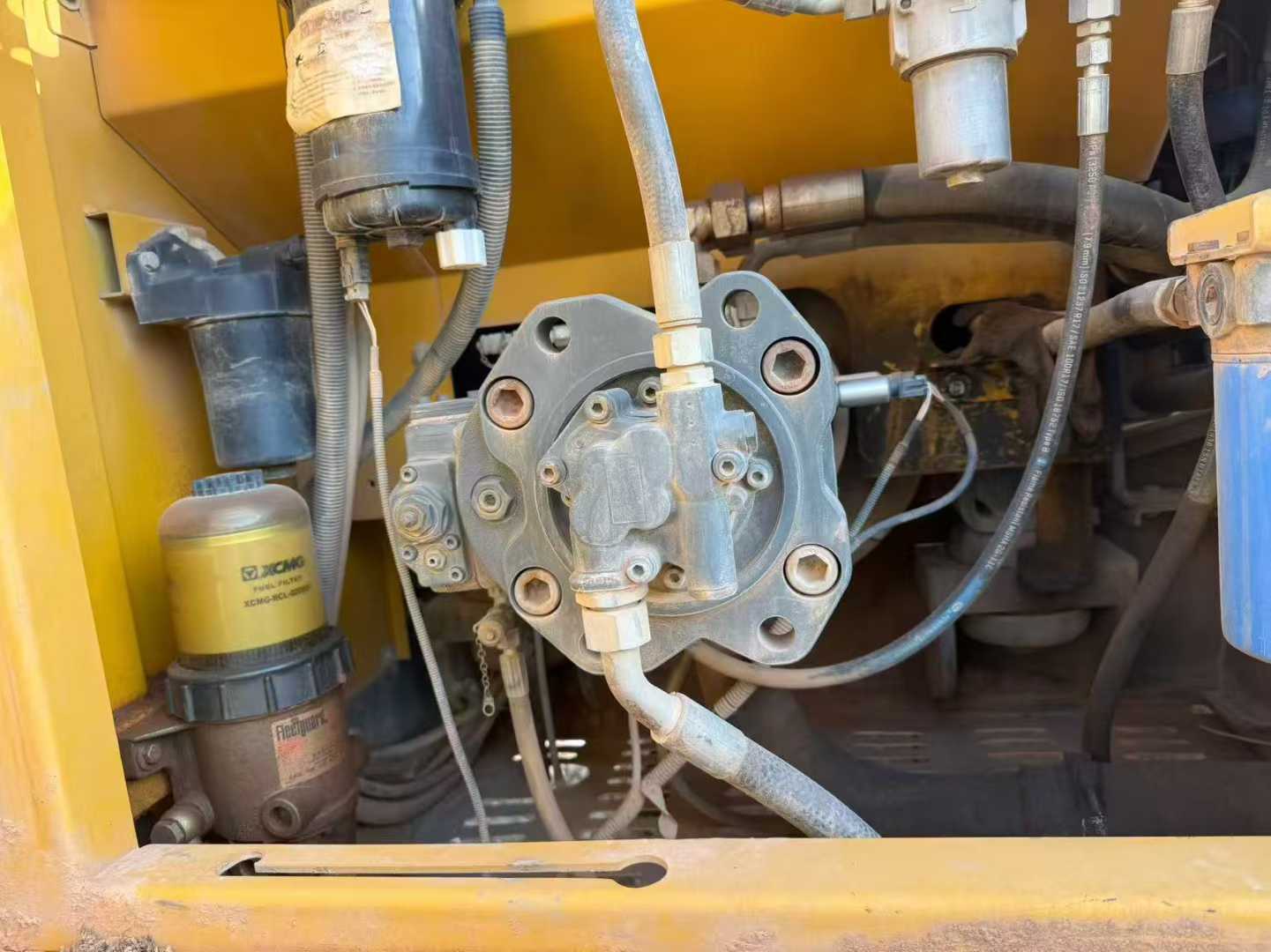 Used XCMG LW200 Excavator 2017 Model / 6