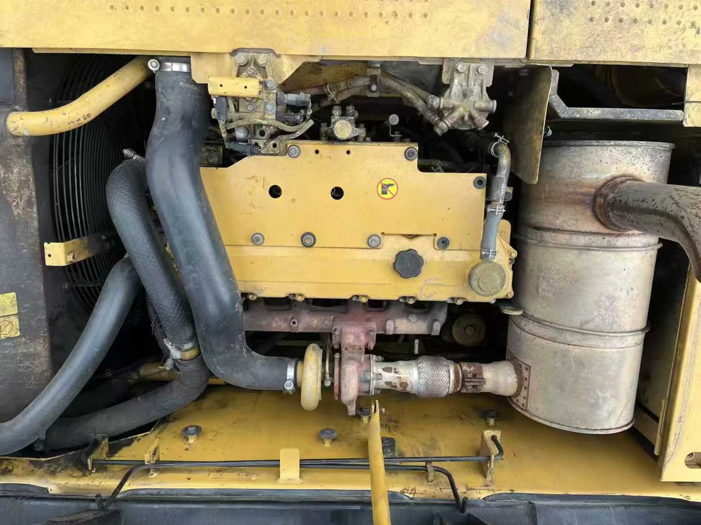 Used Caterpillar 320D Excavator 2016 Model / 5