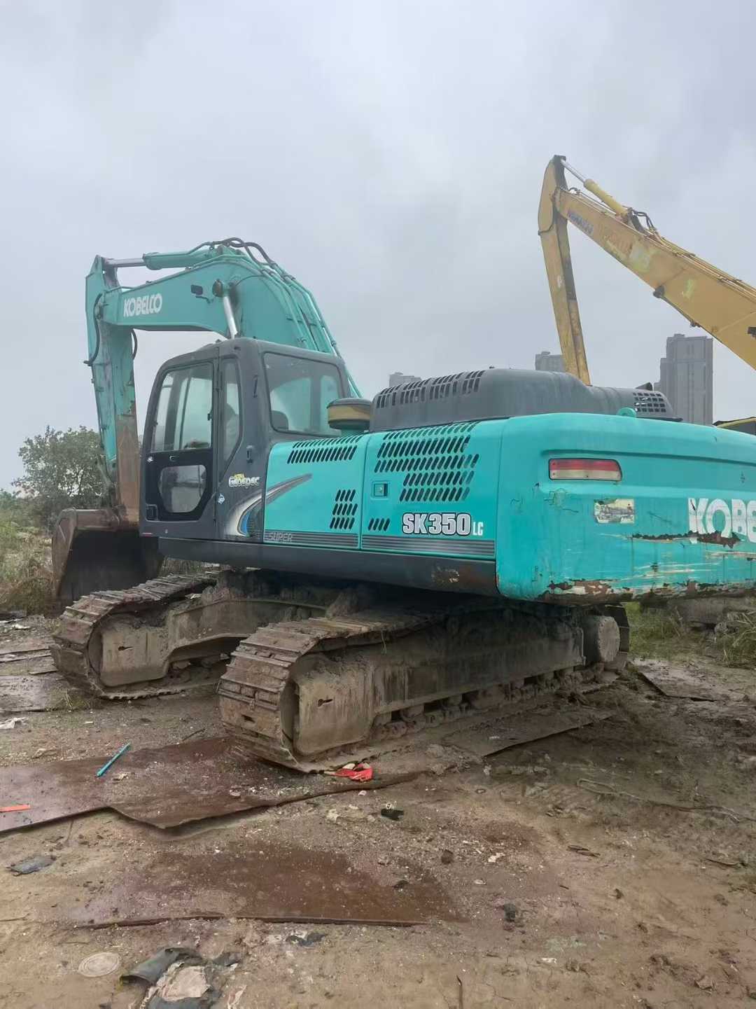 Used Kobelco SK330-8 Excavator 2016 Model