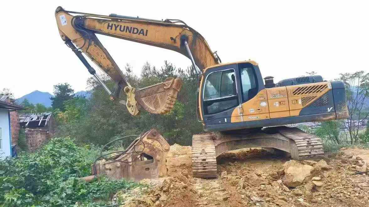 Used Hyundai HX75 Excavator 2016 Model / 3