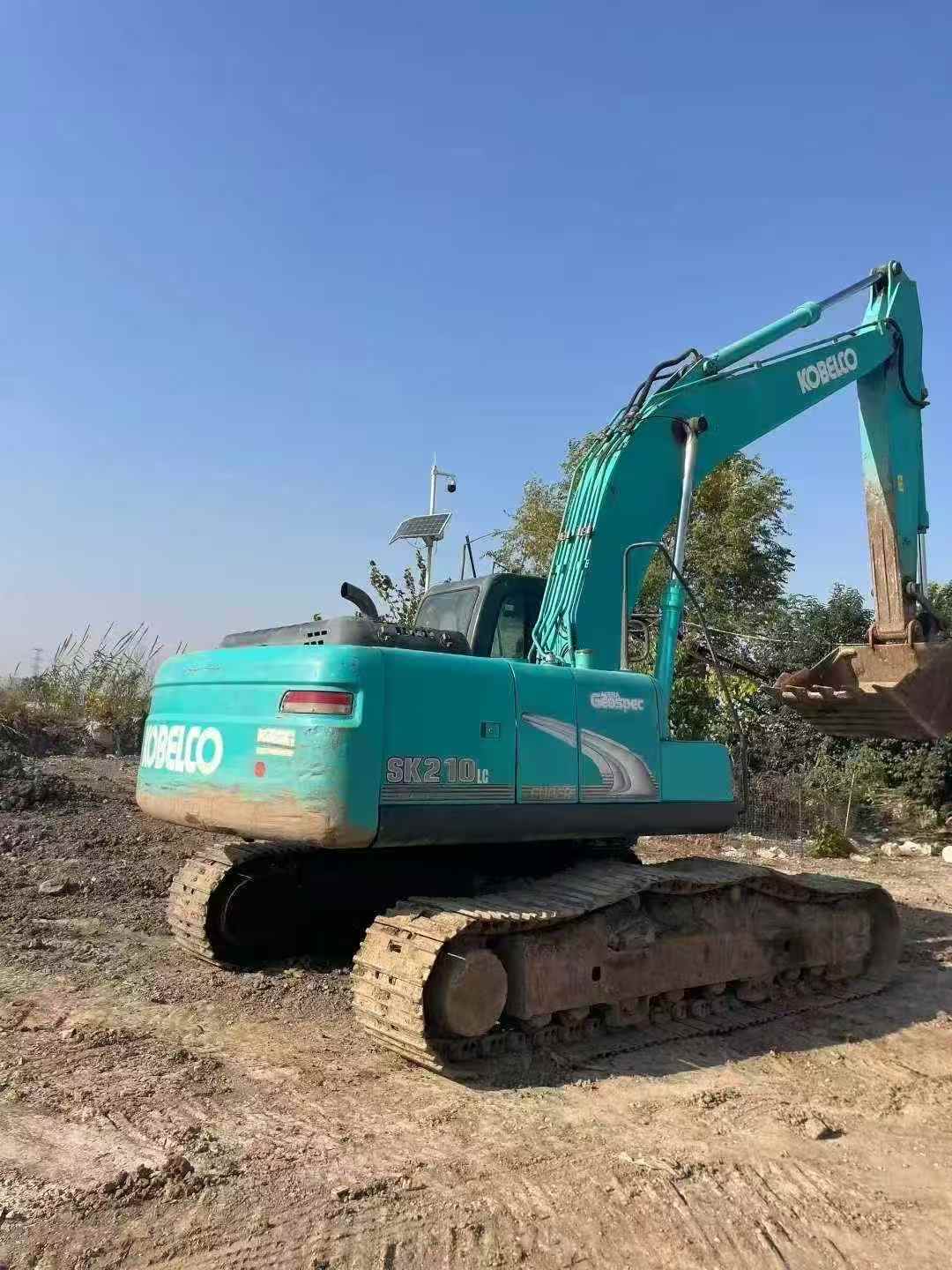 Used Kobelco SK210 Excavator 2013 Model / 3