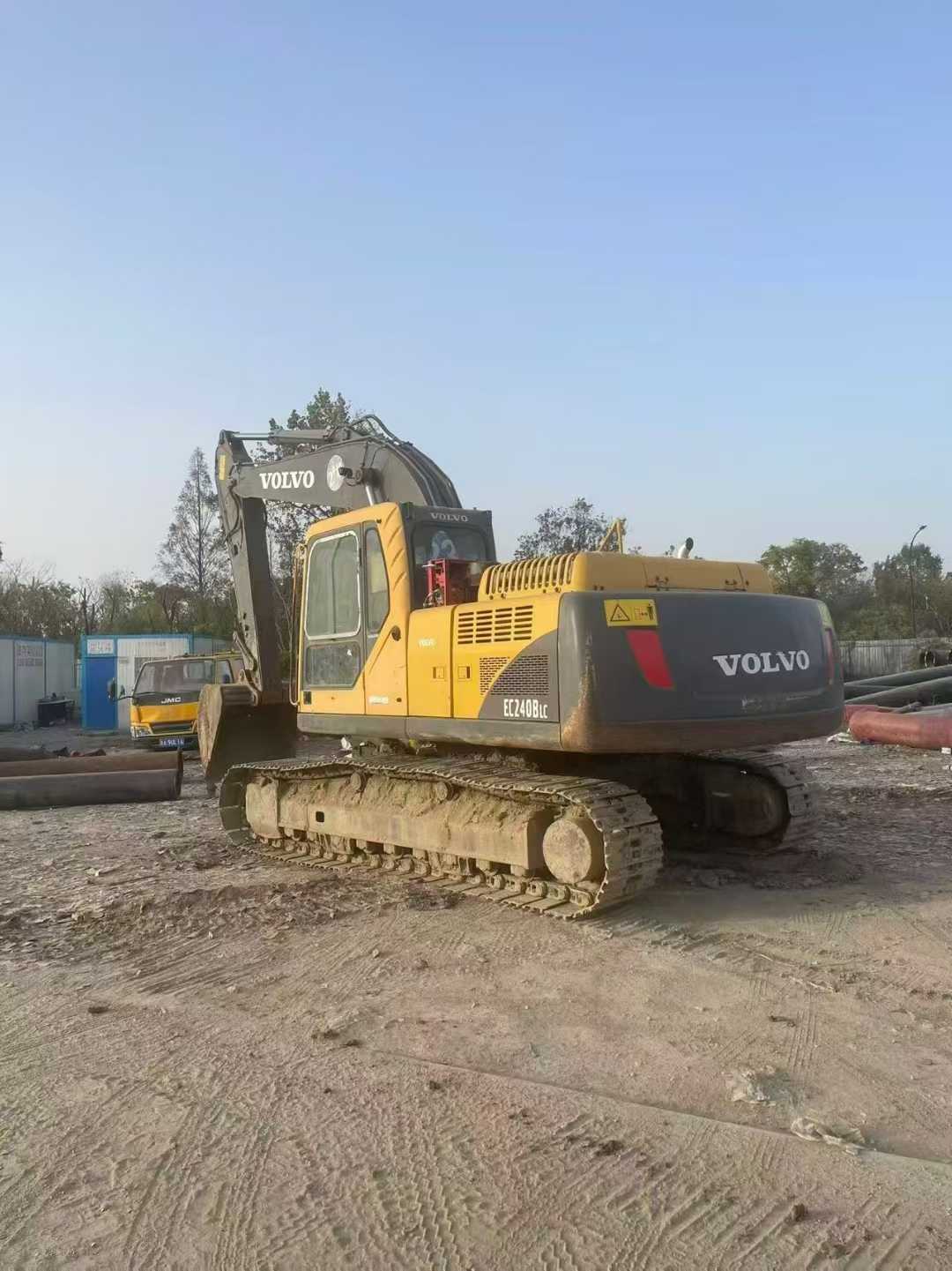 Used Volvo EW210C Excavator 2016 Model