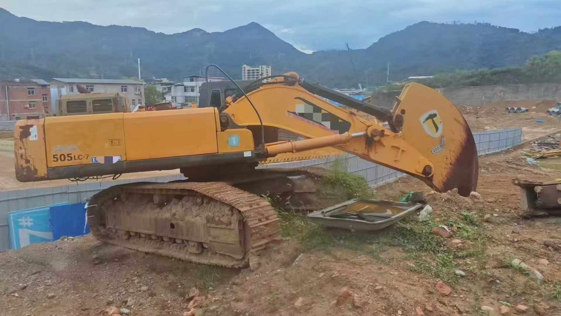 Used Hyundai ROBEX500LC-7 Excavator 2016 Model