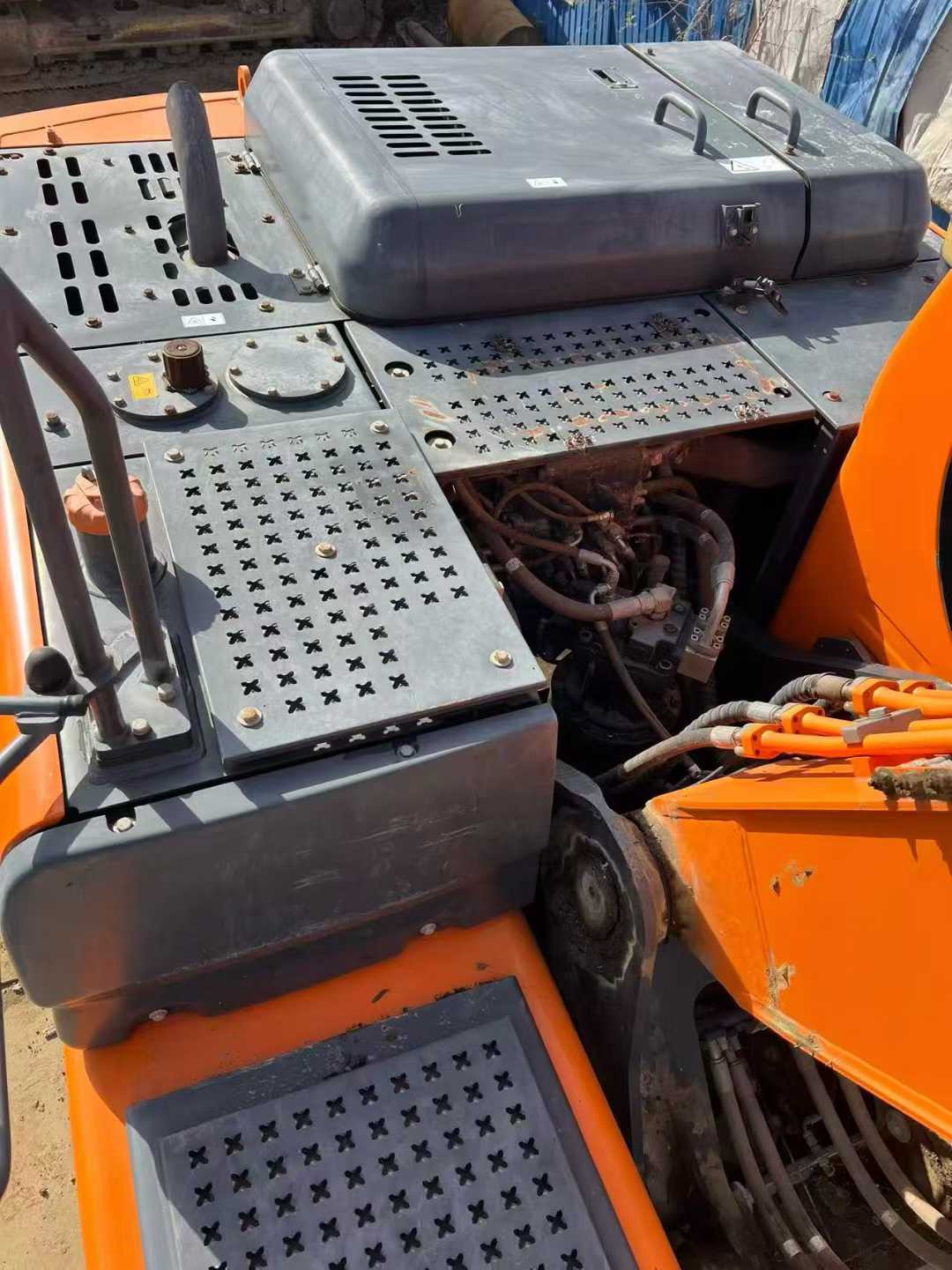 Used Doosan DX15 Excavator 2021 Model / 3