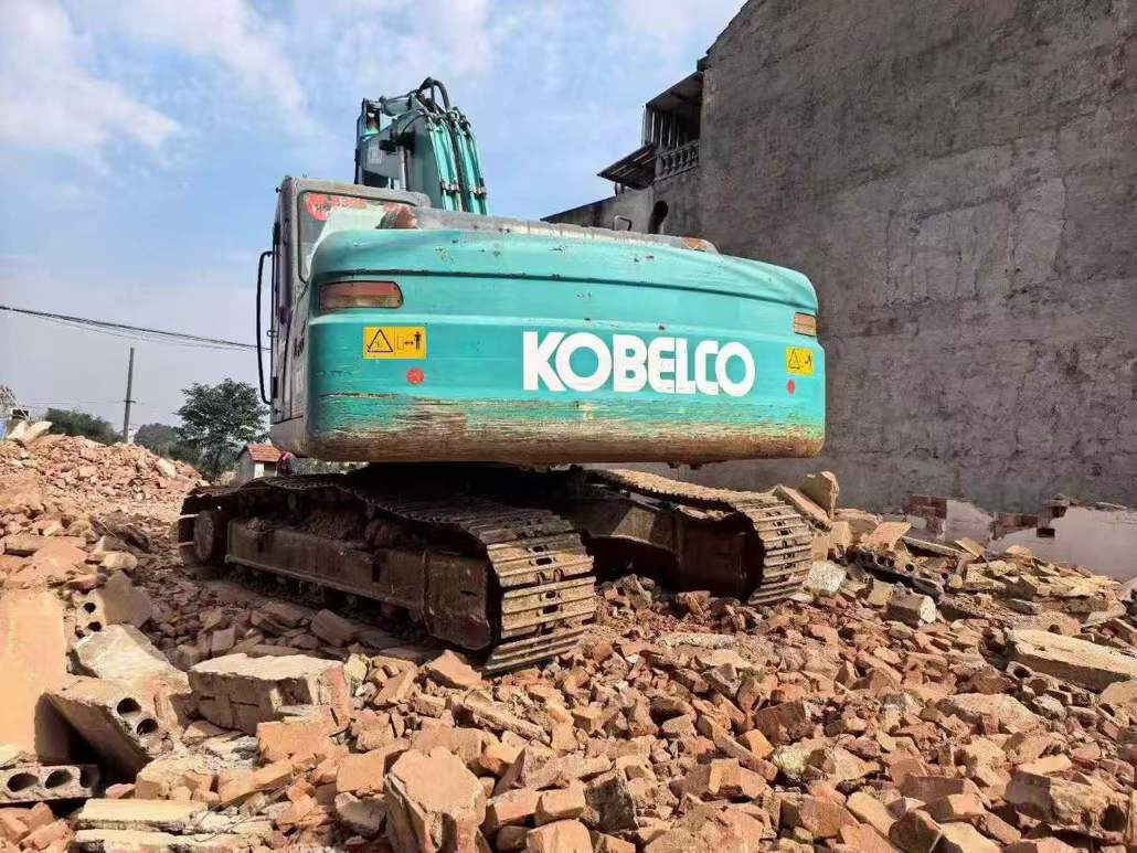 Used Kobelco SK200 Excavator 2016 Model