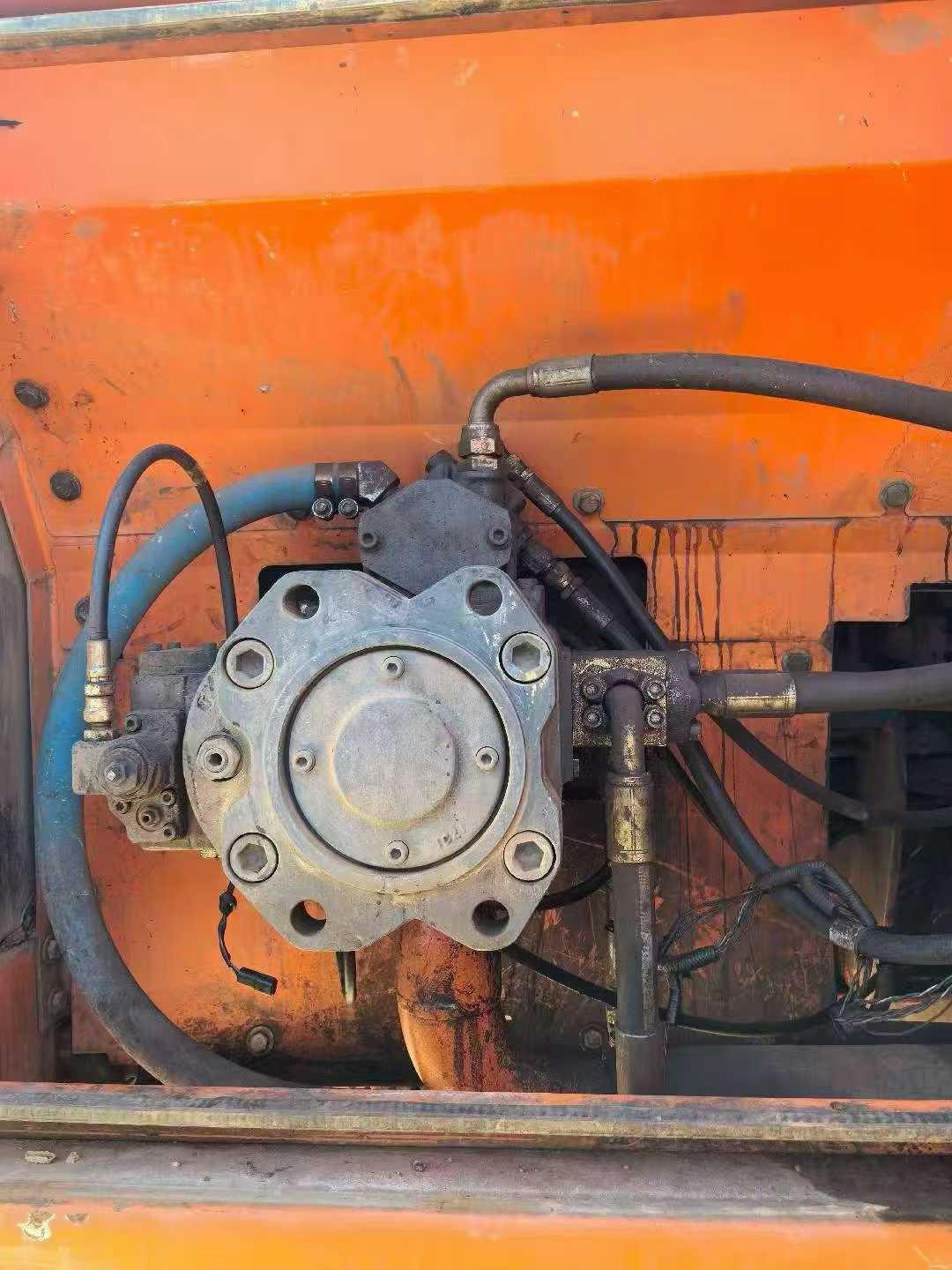 Used Doosan S225 Excavator 2013 Model / 3