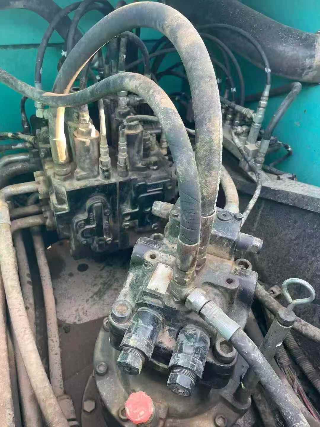 Used Kobelco SK210 Excavator 2013 Model / 4