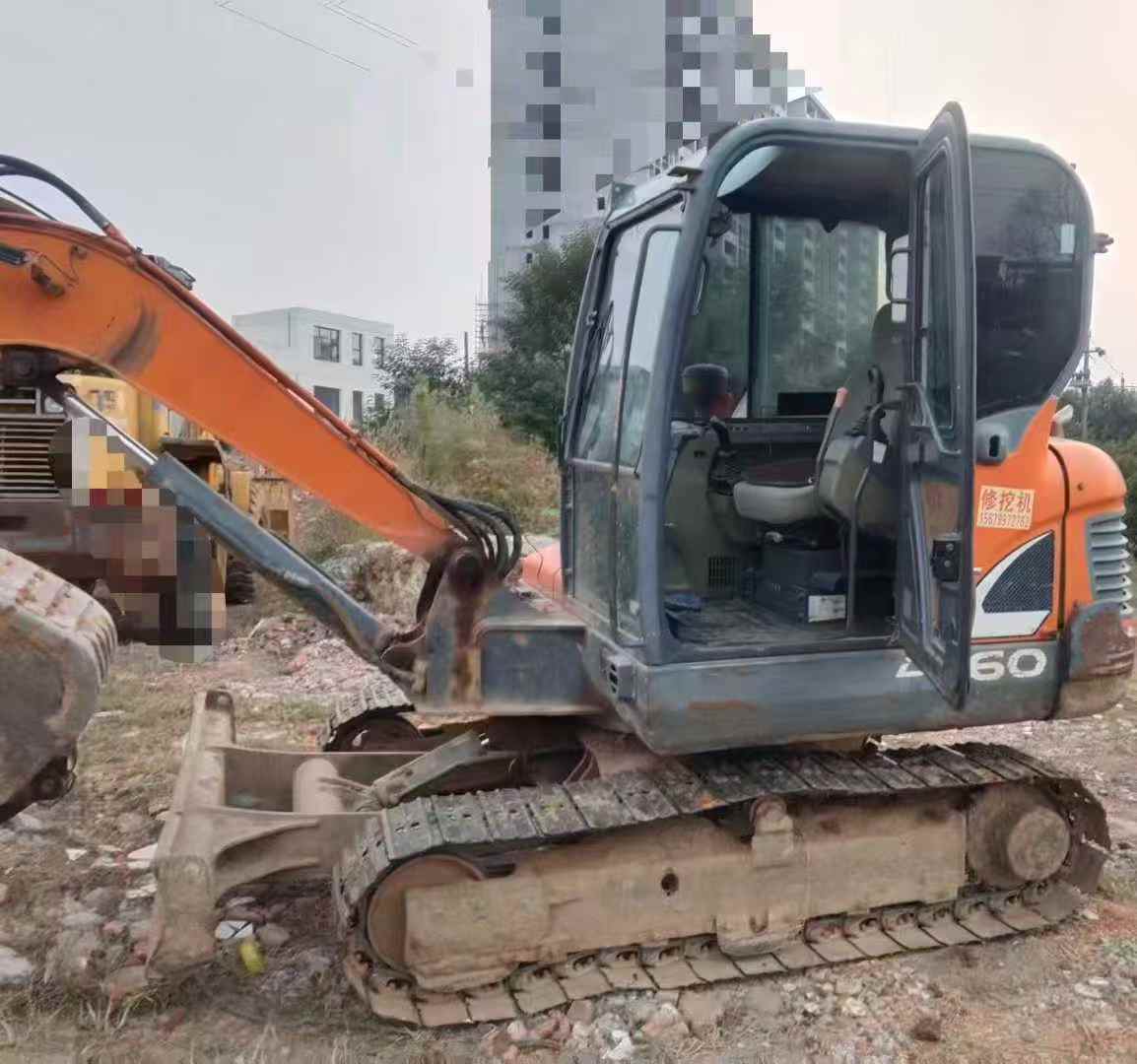 Used Doosan DX55W Excavator 2017 Model / 4