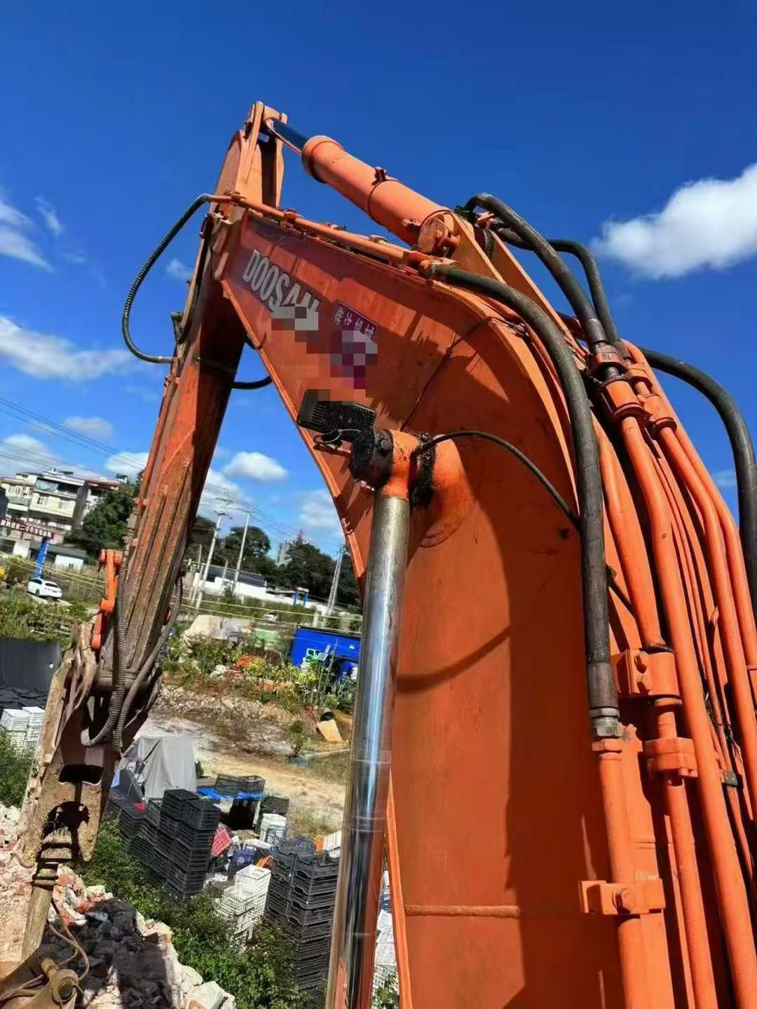 Used Doosan DH220-7 Excavator 2016 Model / 9