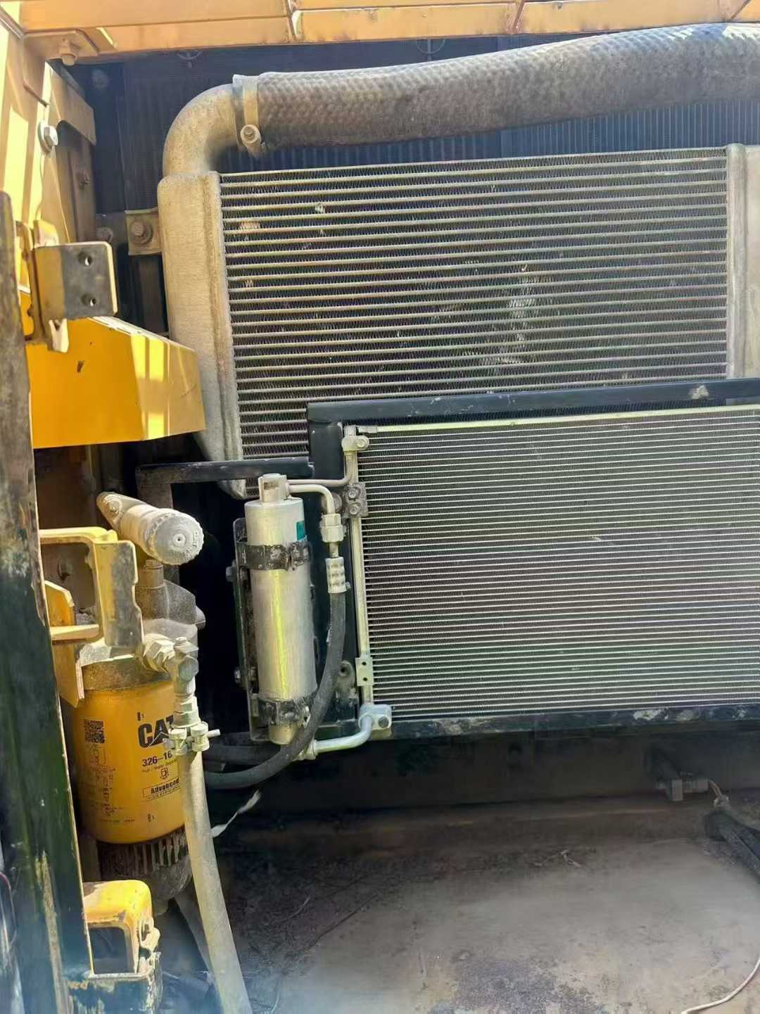 Used Caterpillar 320D Excavator 2011 Model / 7