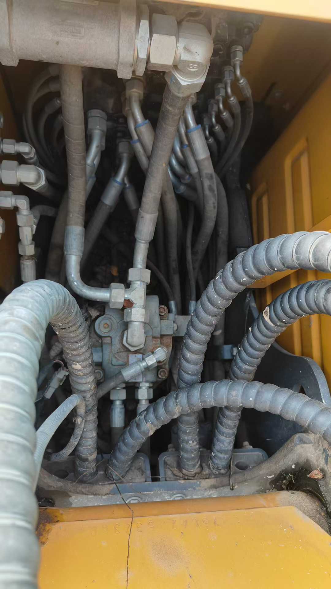 Used XCMG XE75WD Excavator 2021 Model / 8