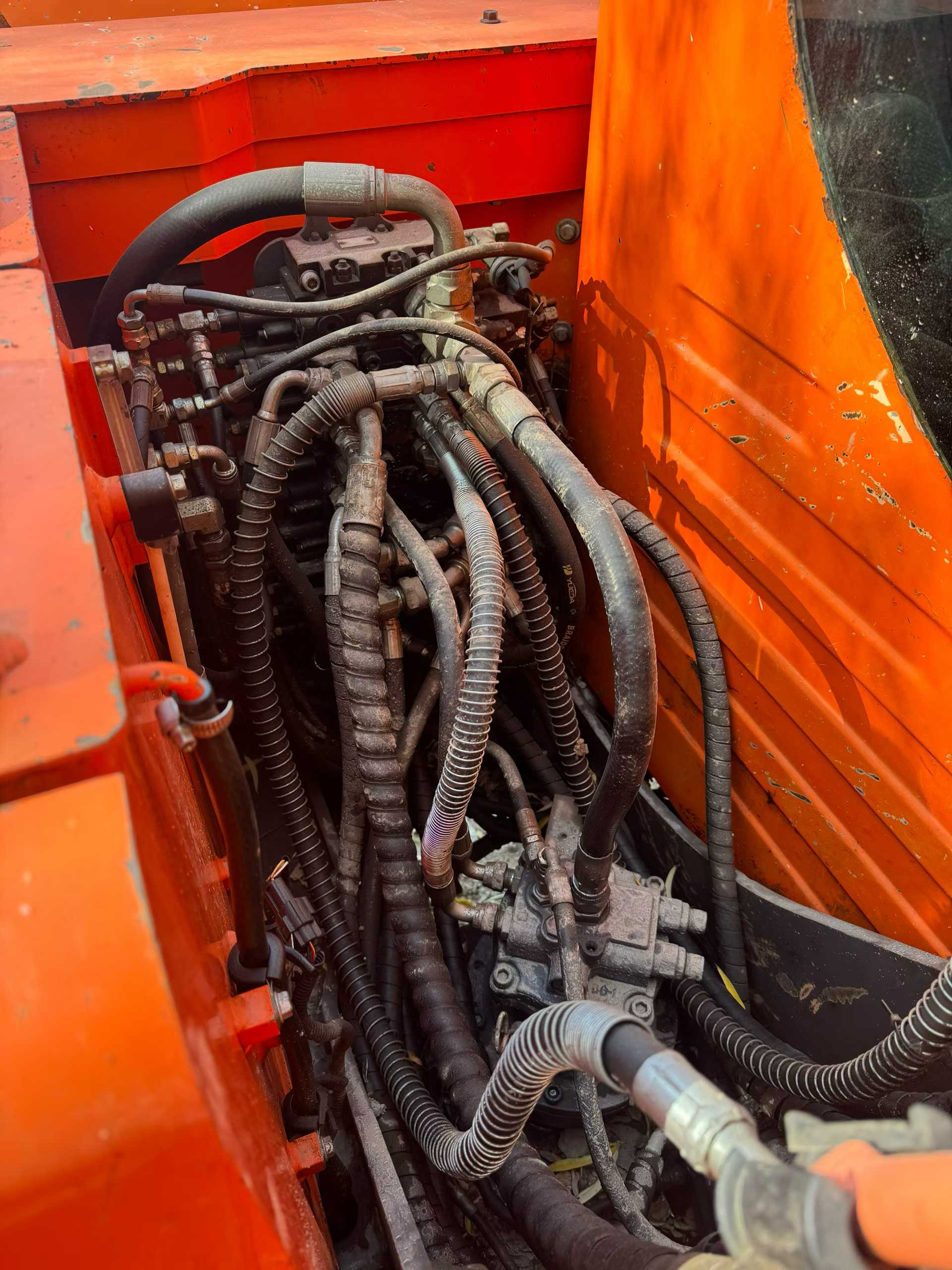 Used Doosan DX75 Excavator 2015 Model / 6