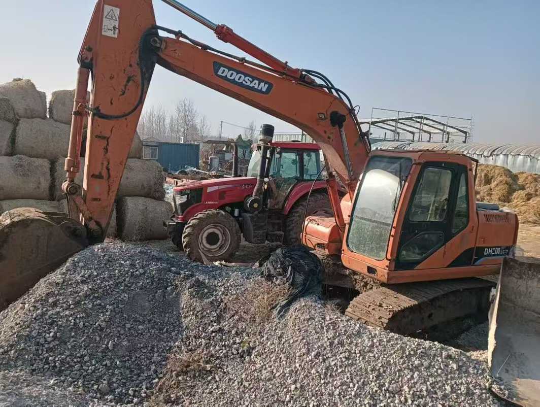 Used Doosan DX15 Excavator 2012 Model / 2