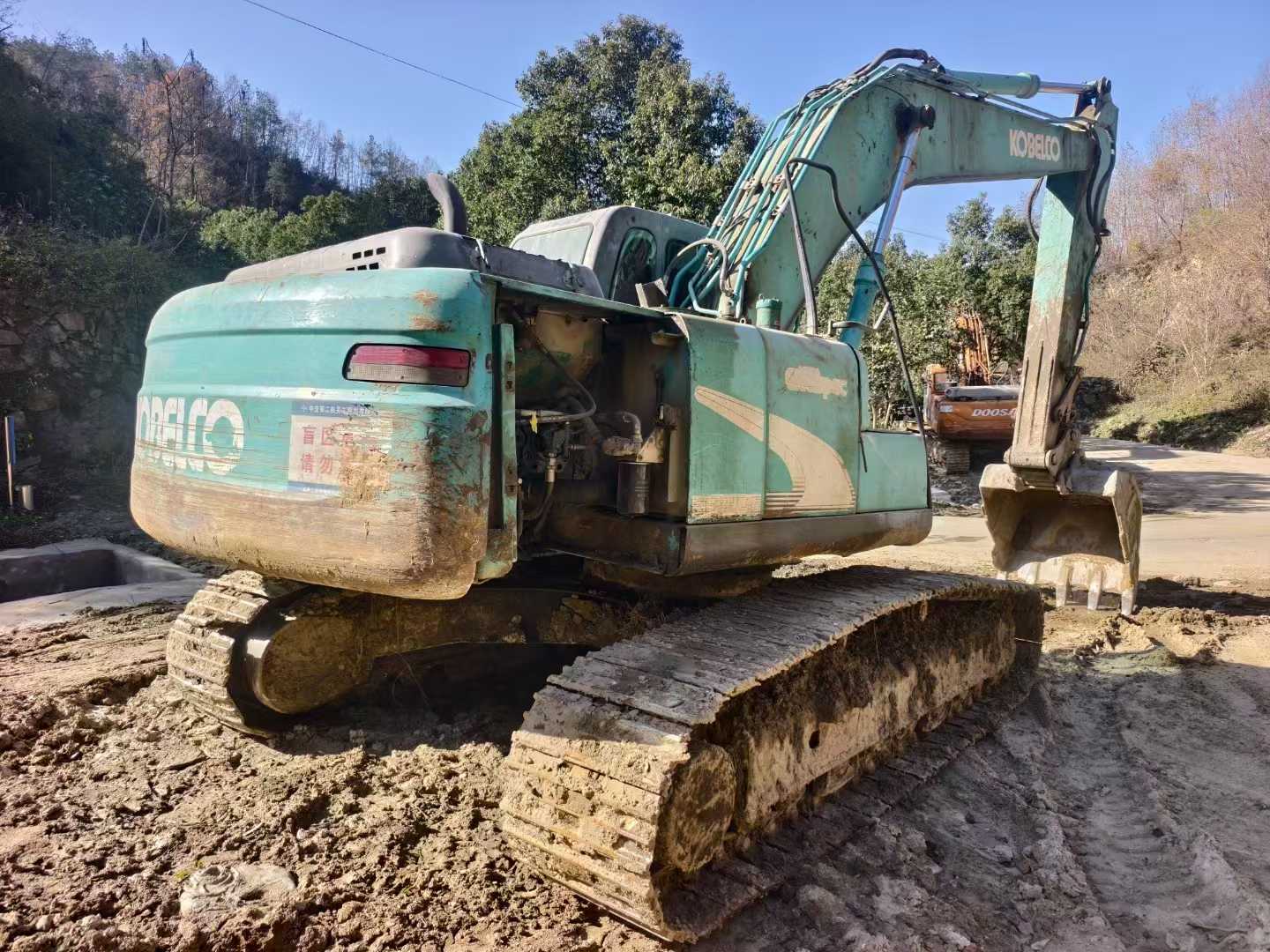 Used Kobelco SK210 Excavator 2011 Model / 4