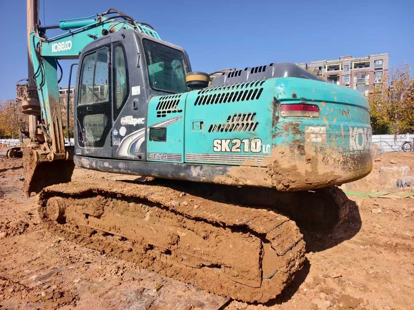 Used Kobelco SK210 Excavator 2011 Model / 3