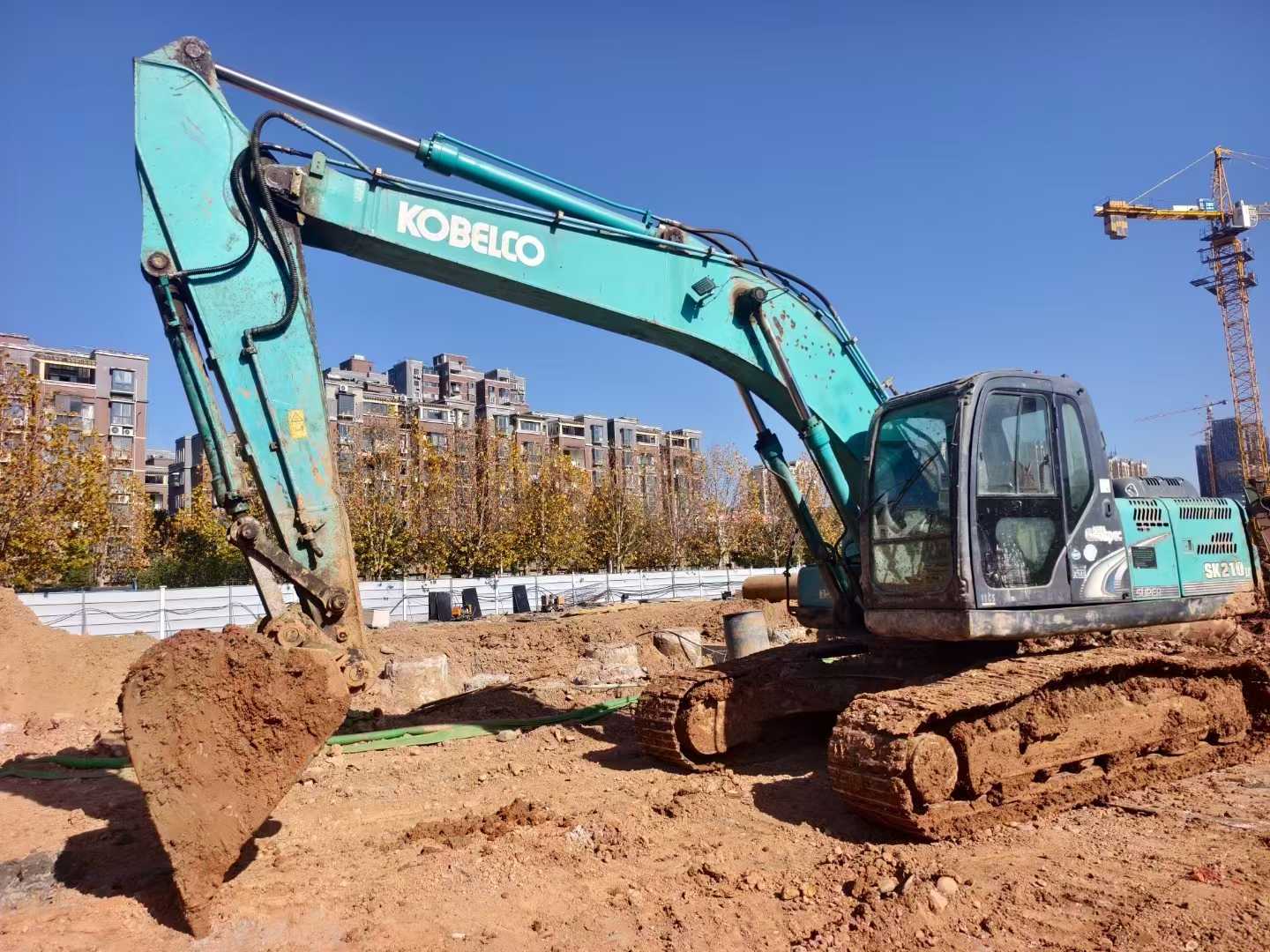 Used Kobelco SK210 Excavator 2011 Model / 2
