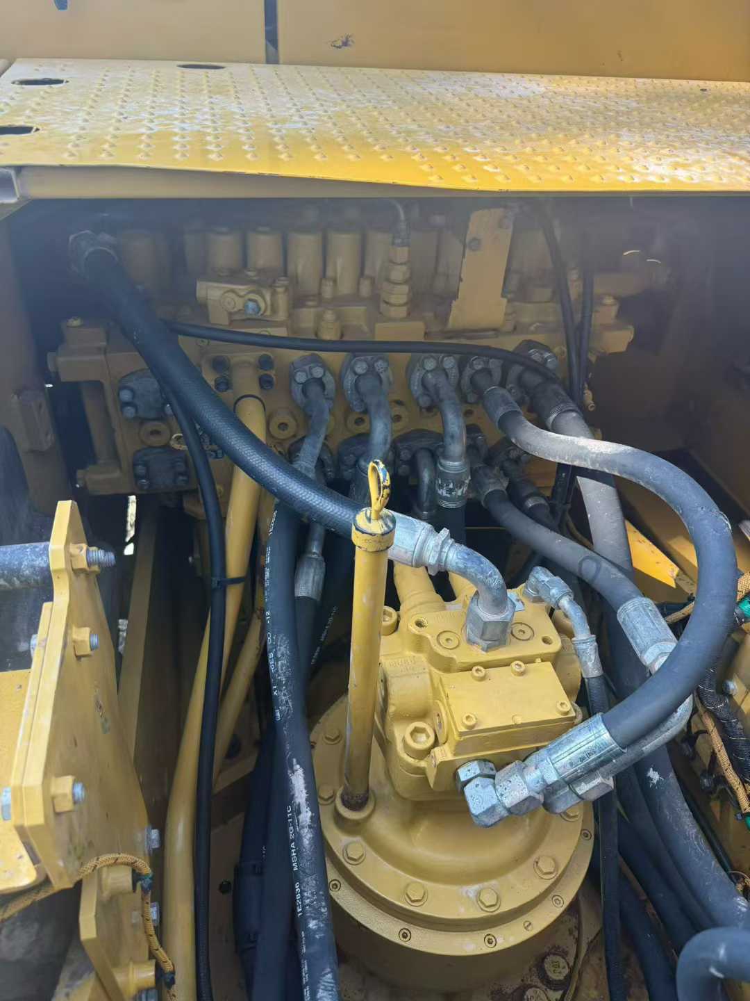 Used Caterpillar 323 Excavator 2020 Model / 8