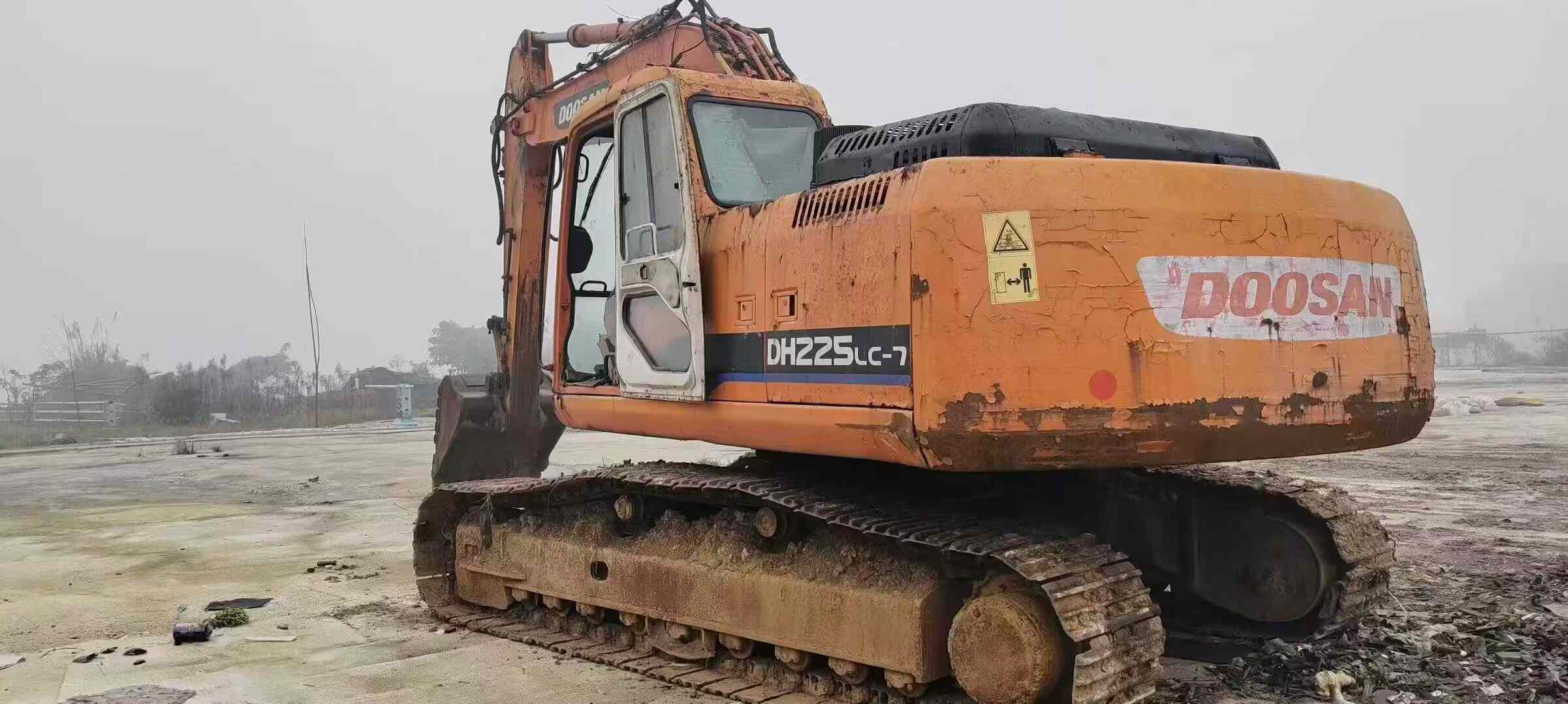 Used Doosan S225 Excavator 2016 Model