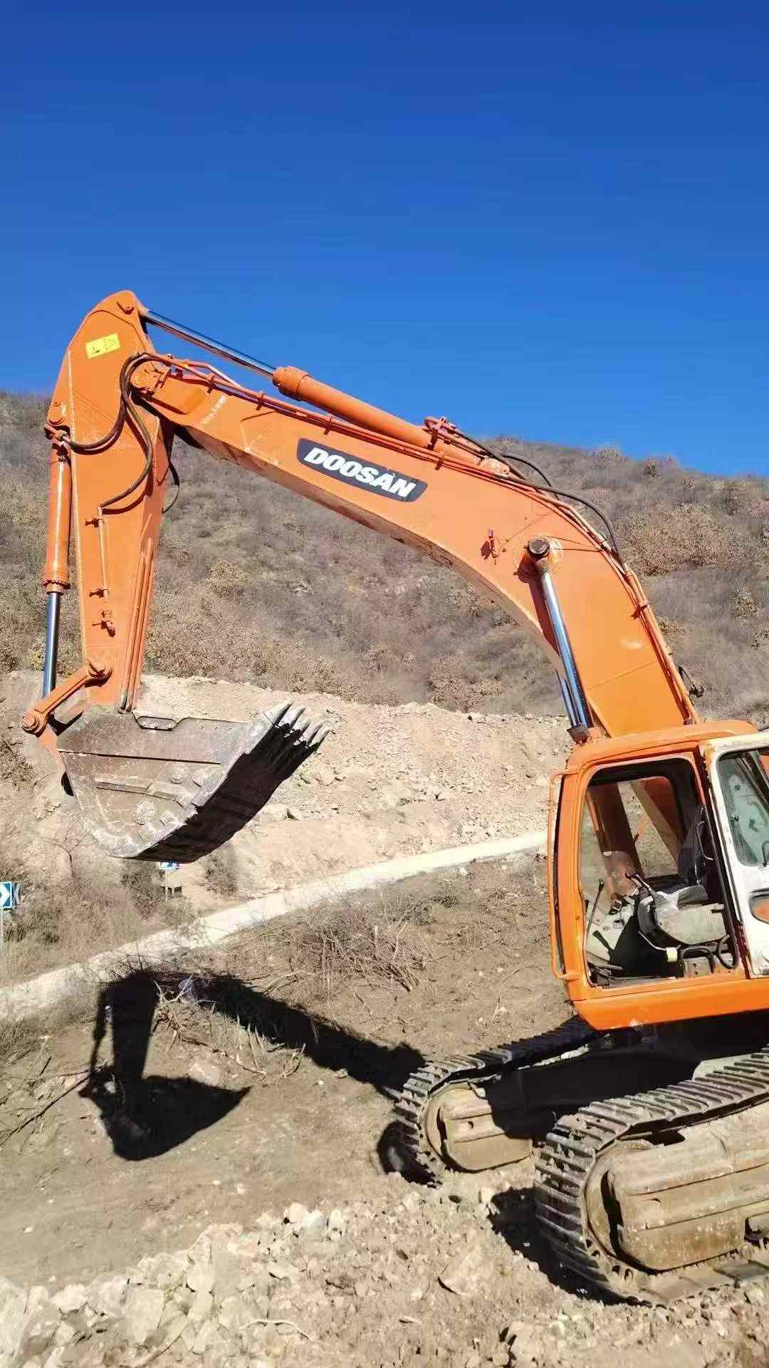 Used Doosan DL420 Excavator 2016 Model