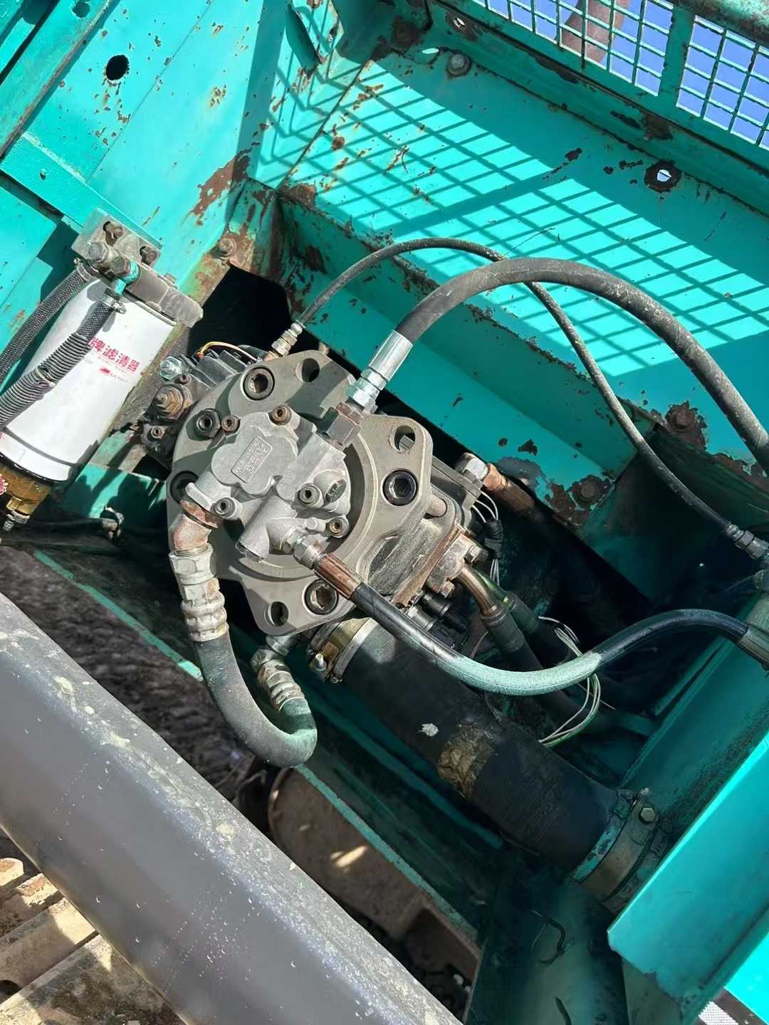 Used Kobelco SK200-6E Excavator 2016 Model / 8