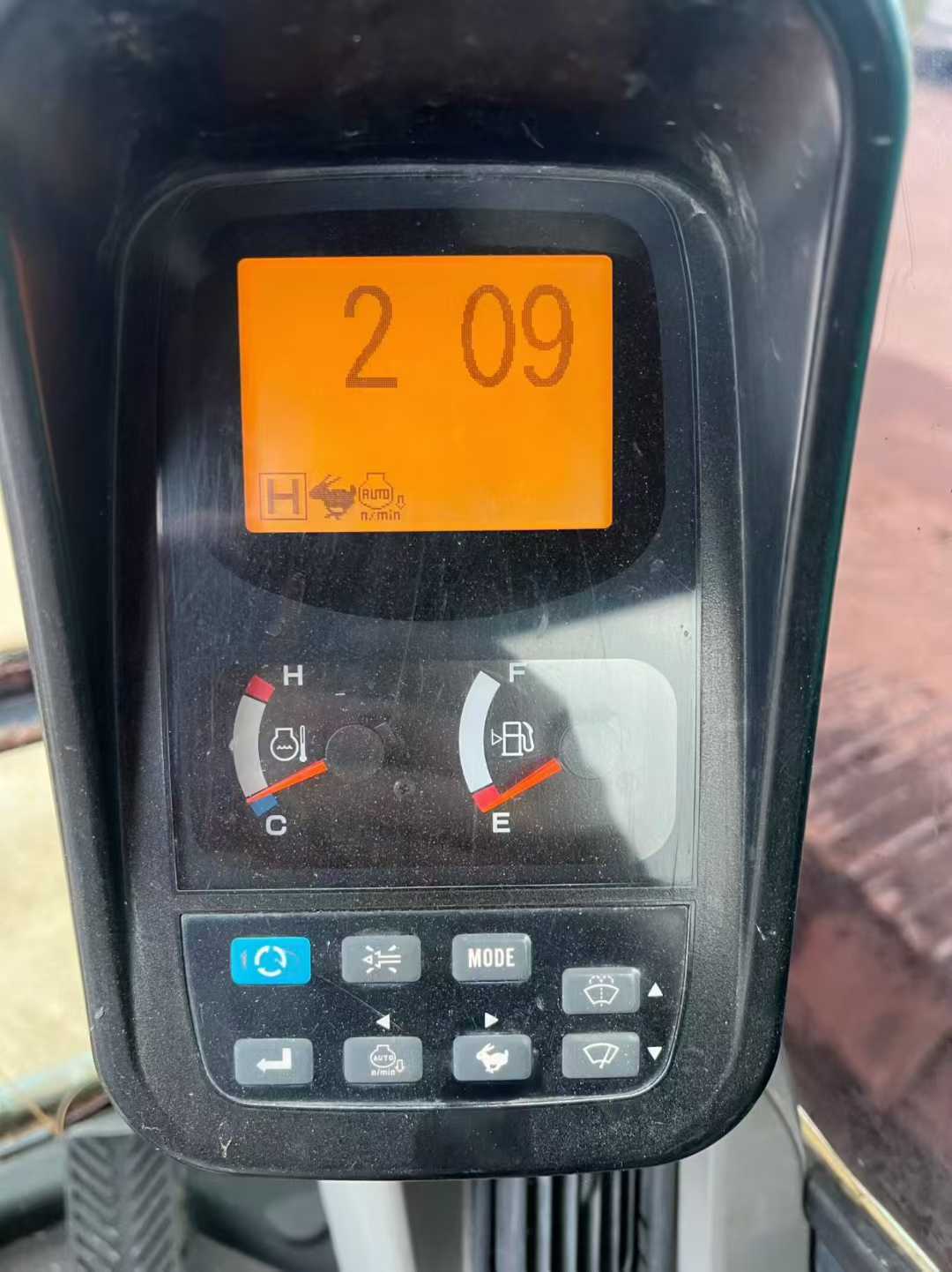 Used Kobelco SK130-8 Excavator 2016 Model / 3