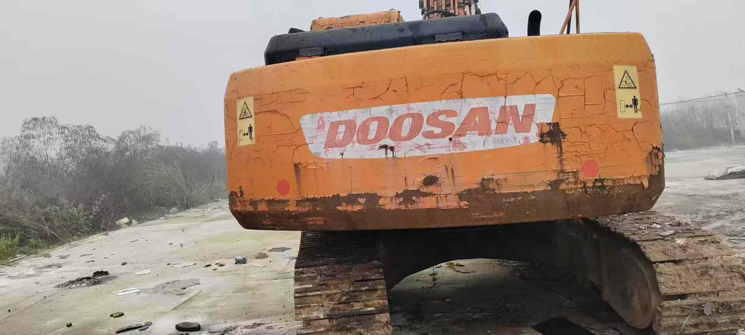Used Doosan S225 Excavator 2016 Model / 3