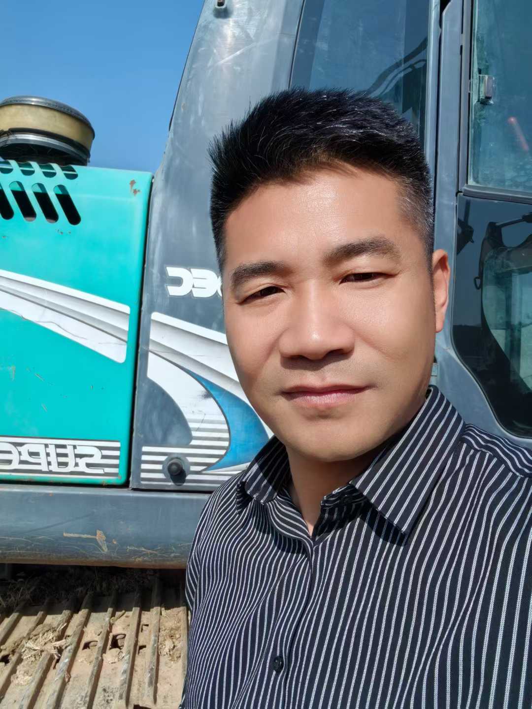 Used Kobelco SK210 Excavator 2012 Model