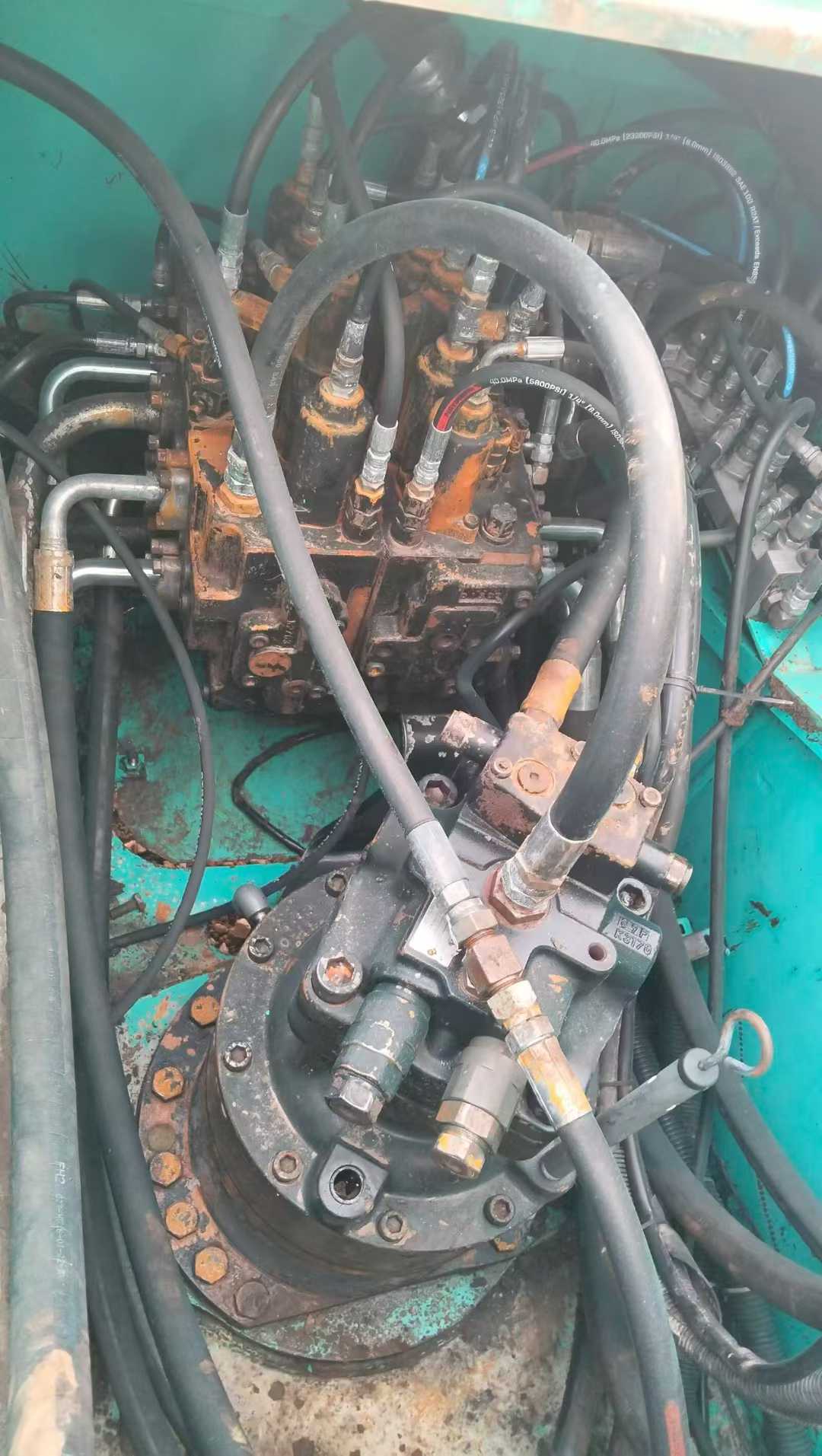 Used Kobelco SK210 Excavator 2011 Model / 3