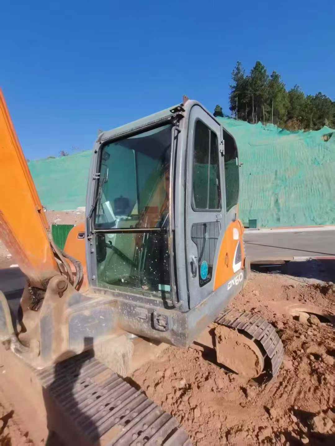Used Doosan DX55W Excavator 2017 Model / 4