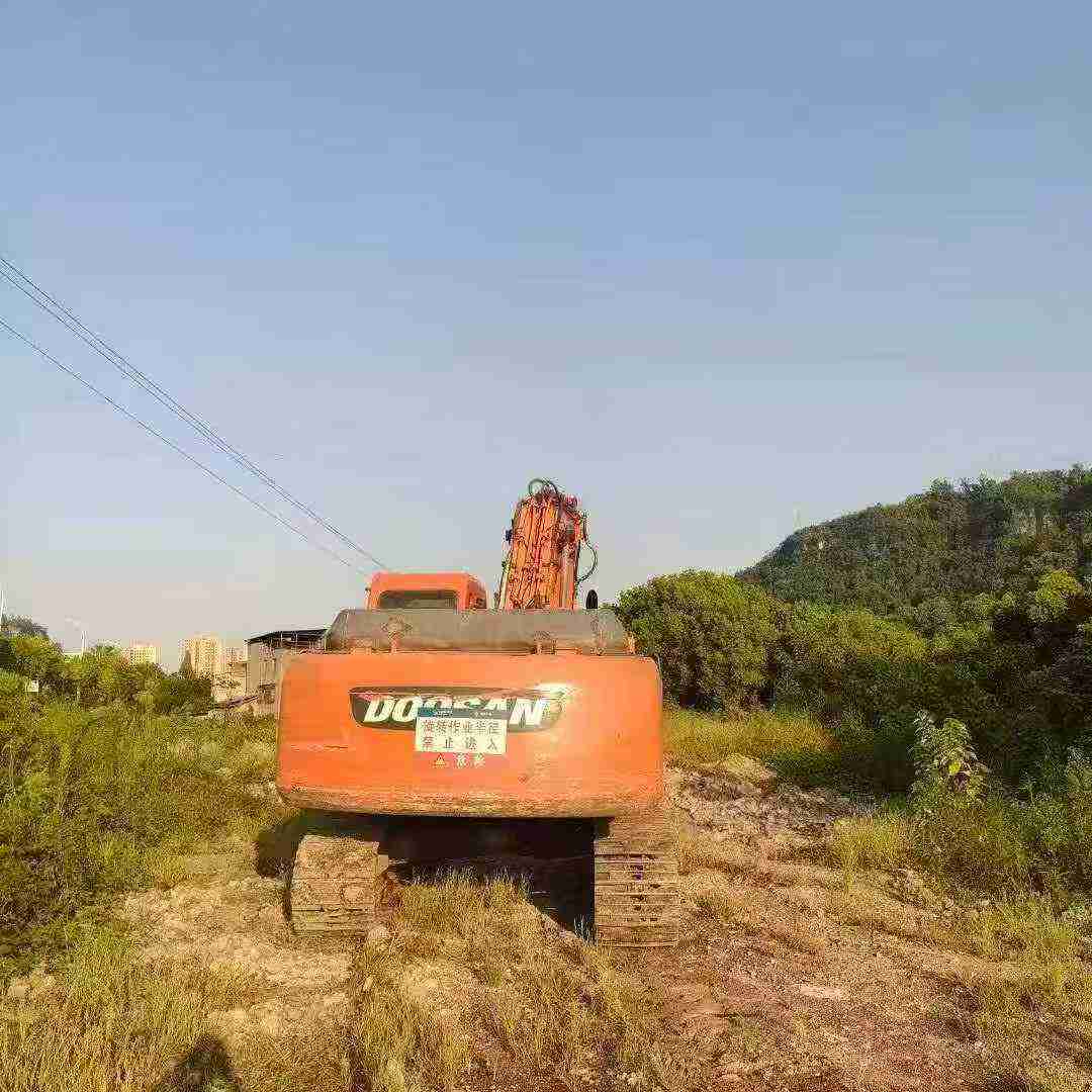 Used Doosan DX15 Excavator 2015 Model / 2