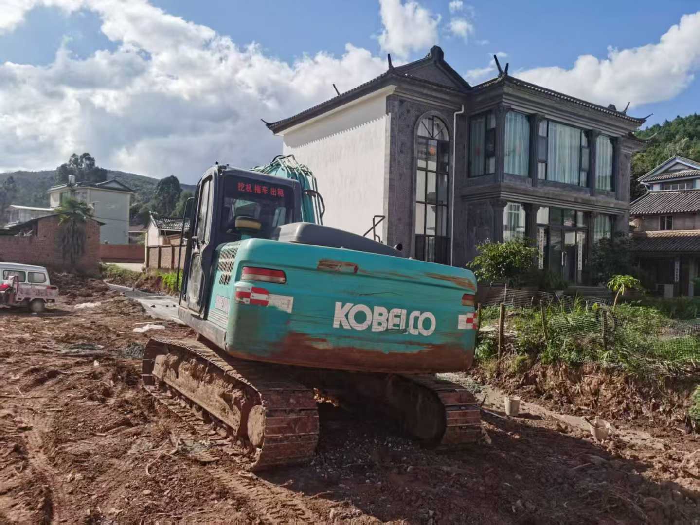 Used Kobelco SK140 Excavator 2014 Model / 2