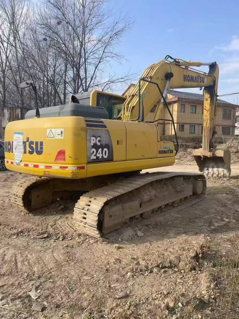 Used Komatsu PC200LC Excavator 2017 Model