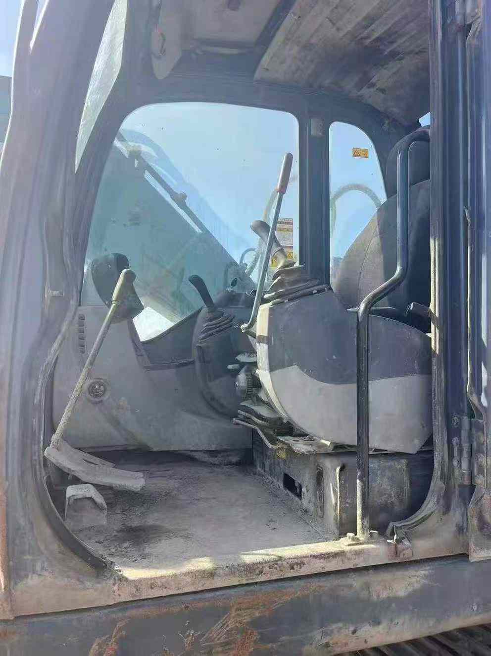 Used Kobelco SK130-8 Excavator 2016 Model / 8