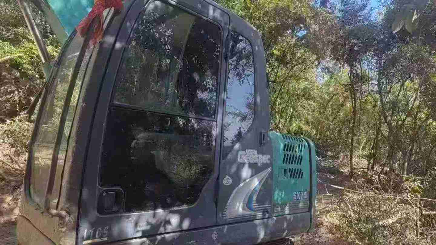 Used Kobelco SK75 Excavator 2015 Model / 5