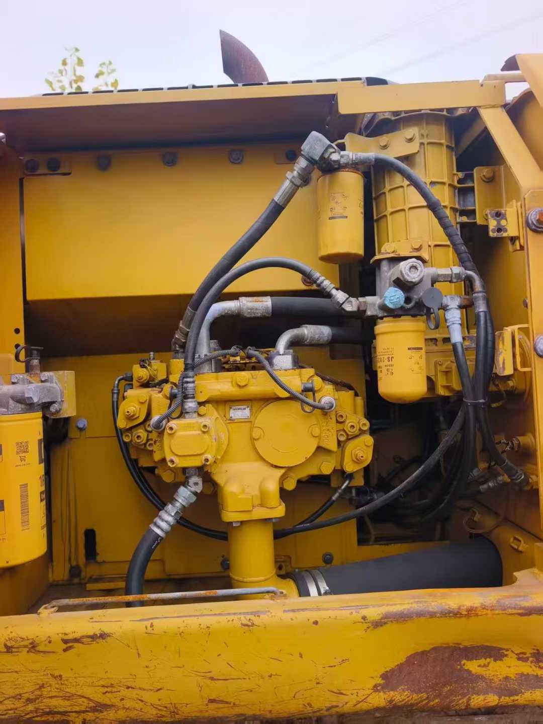 Used Caterpillar 320D Excavator 2011 Model / 8