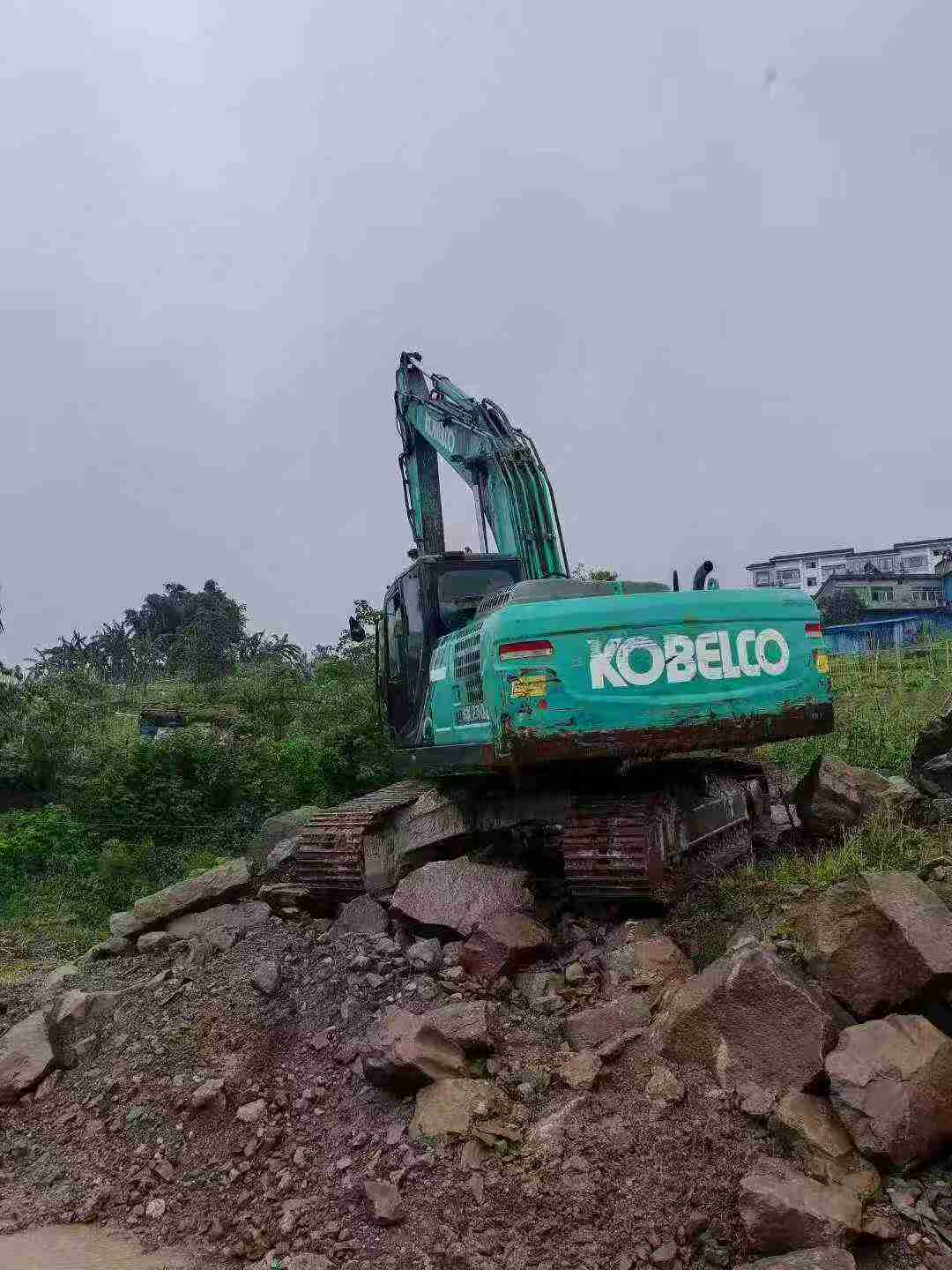Used Kobelco SK210 Excavator 2019 Model / 3