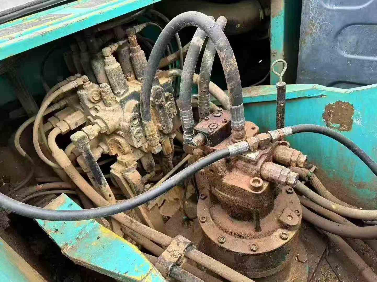 Used Kobelco SK200-10 Excavator 2016 Model / 4