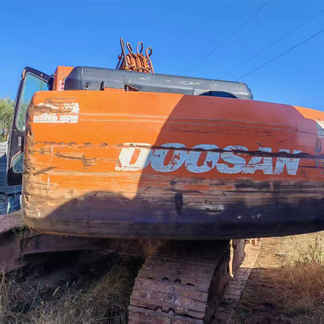 Used Doosan S225 Excavator 2016 Model / 2