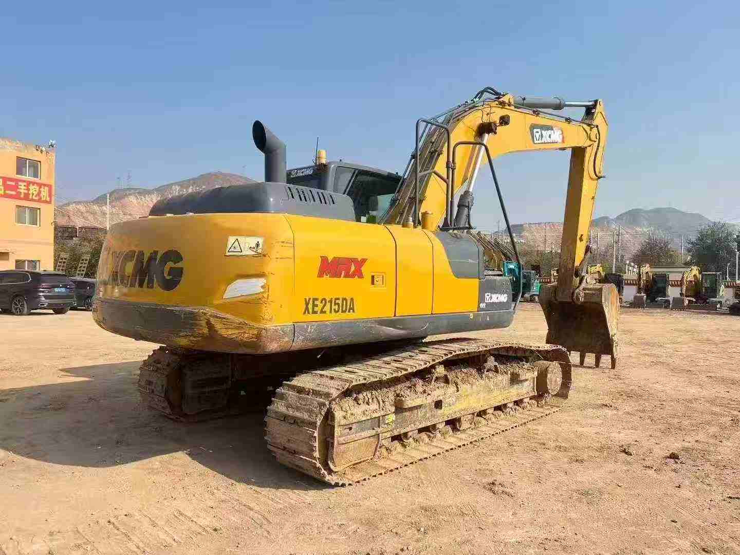 Used XCMG XE205GH Excavator 2021 Model / 3