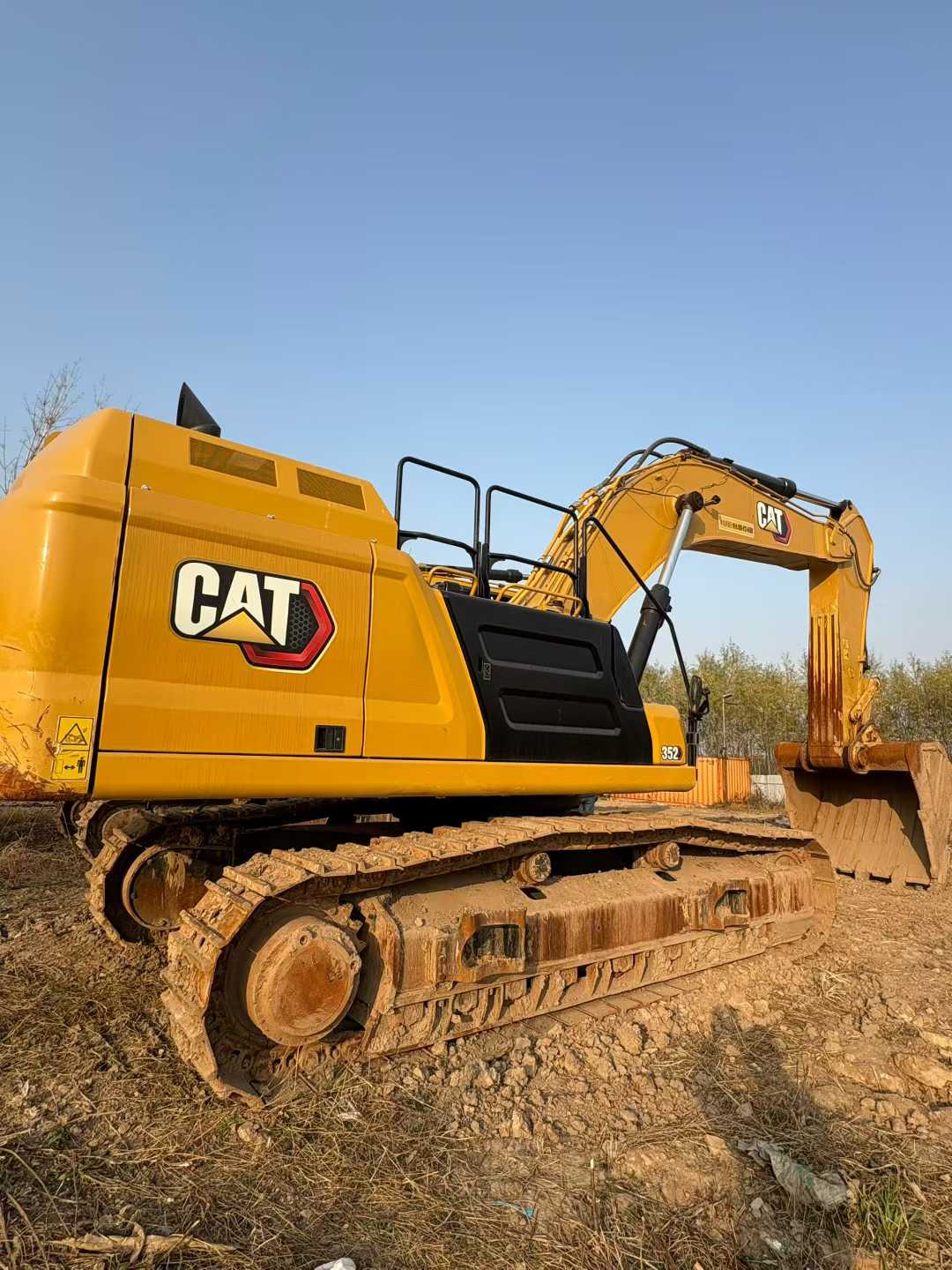 Used Caterpillar CAT352  Excavator 2022 Model / 3