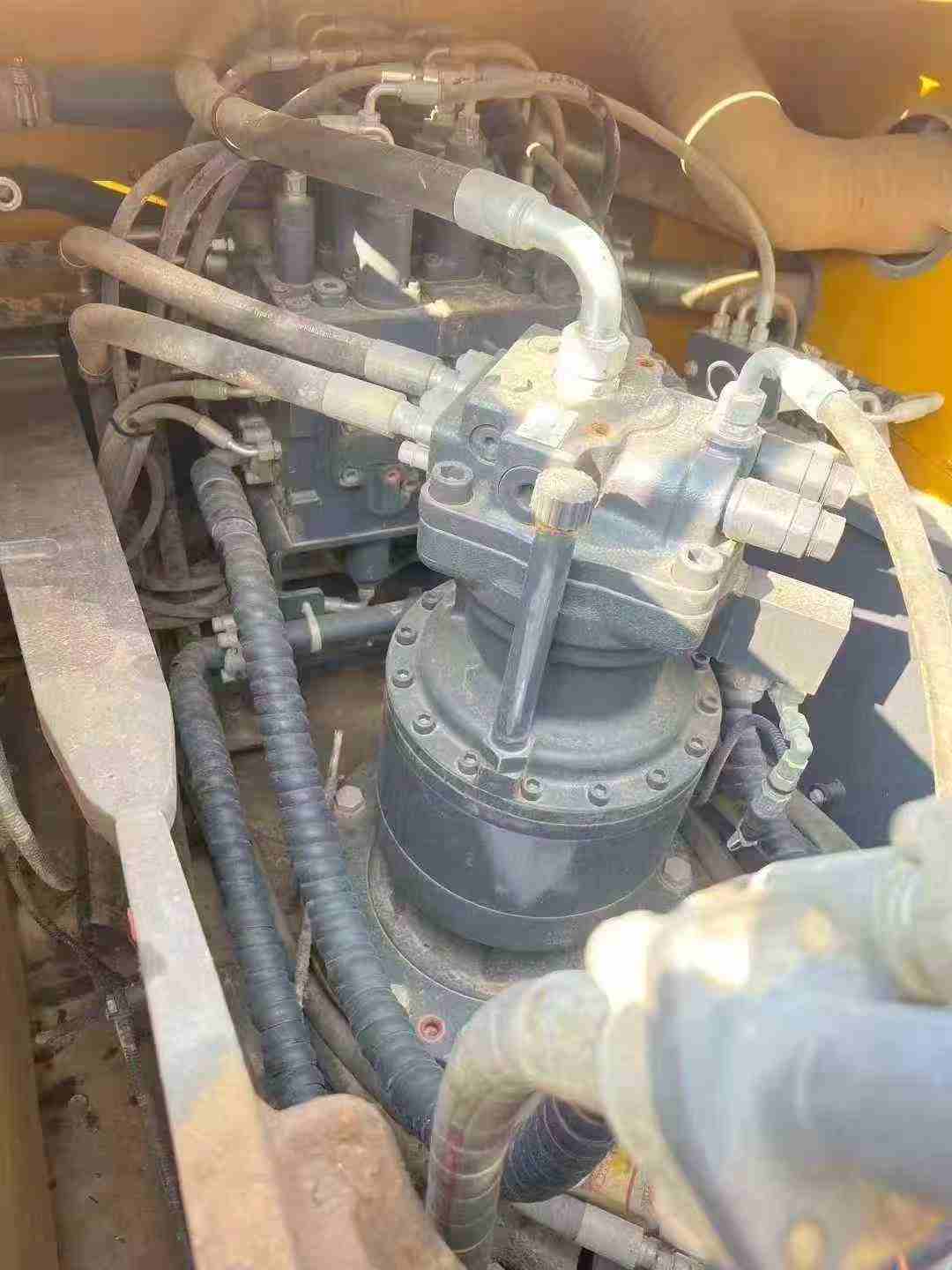 Used XCMG XE205GH Excavator 2021 Model / 6