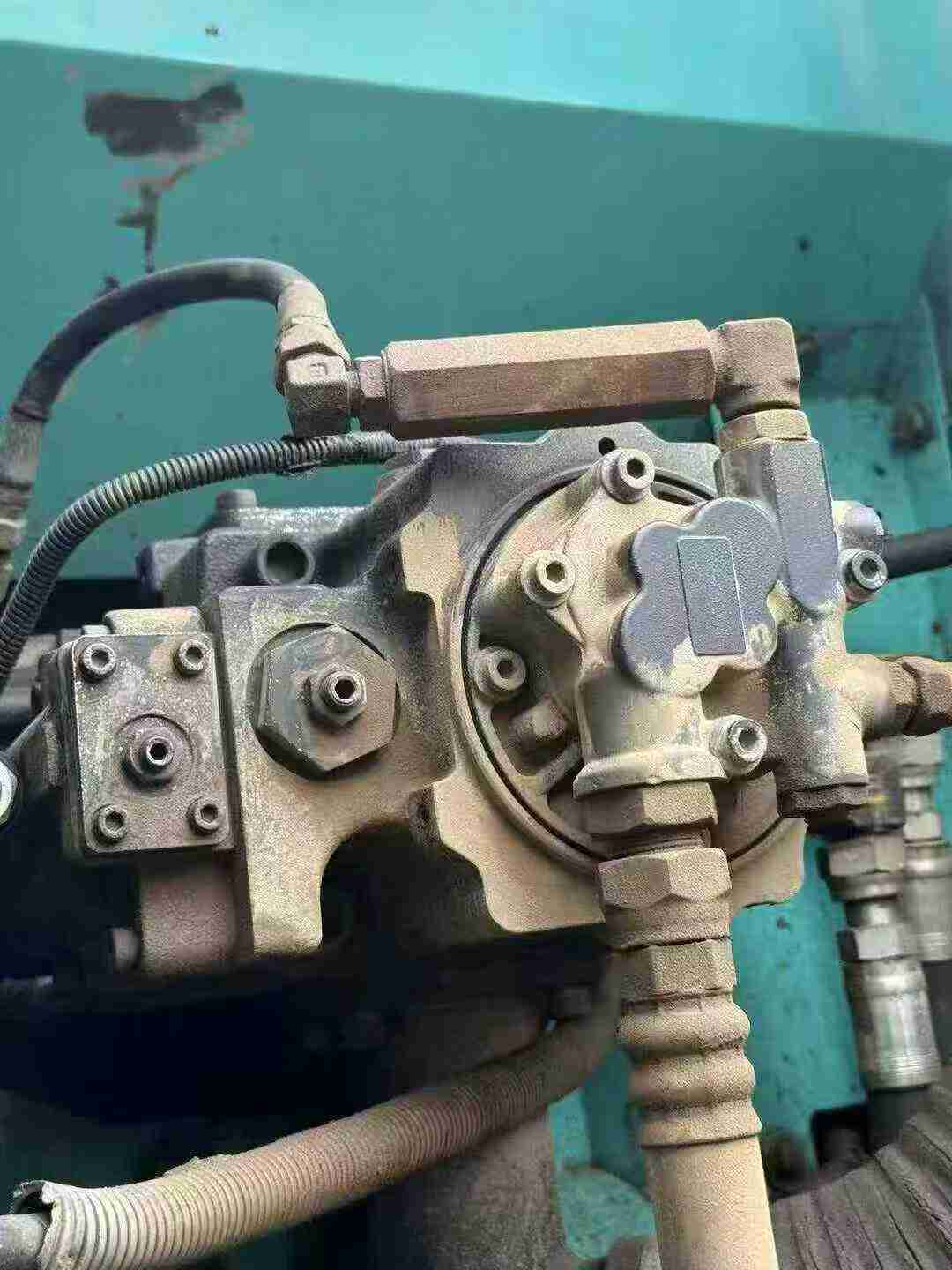 Used Kobelco SK140 Excavator 2016 Model / 6