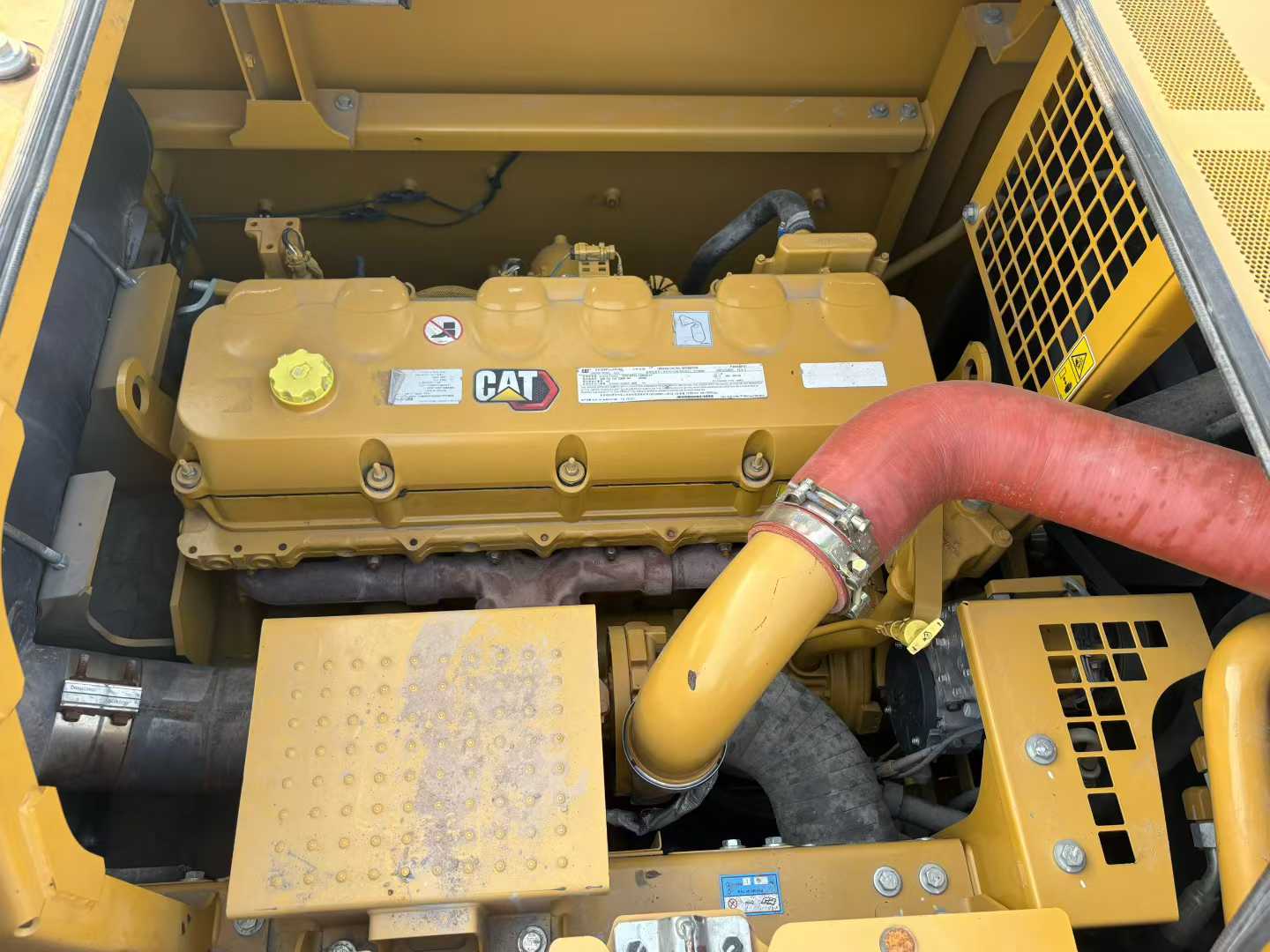 Used Caterpillar CAT352  Excavator 2022 Model / 8