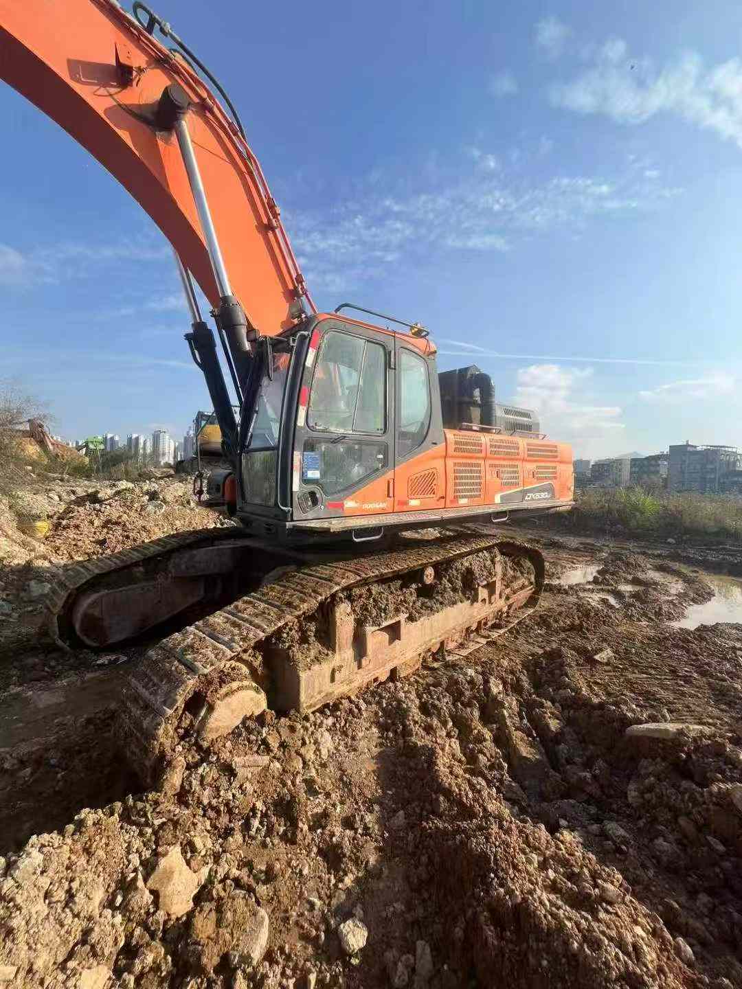 Used Doosan DX530LC-5 Excavator 2016 Model / 5