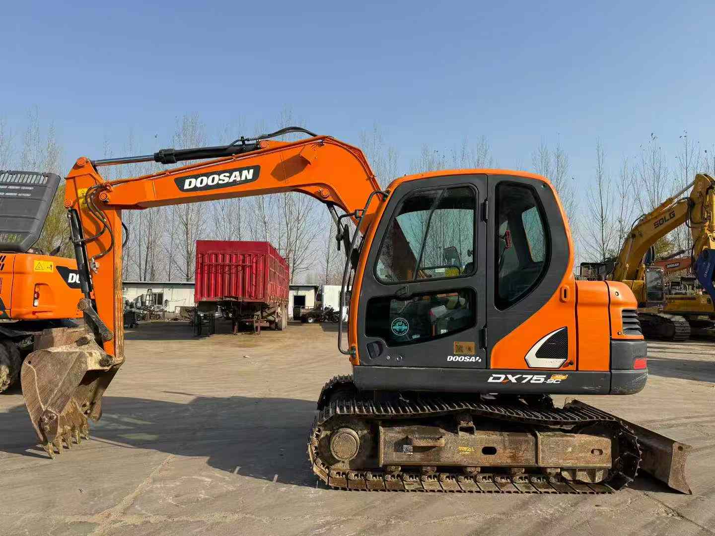 Used Doosan DX75 Excavator 2022 Model / 2