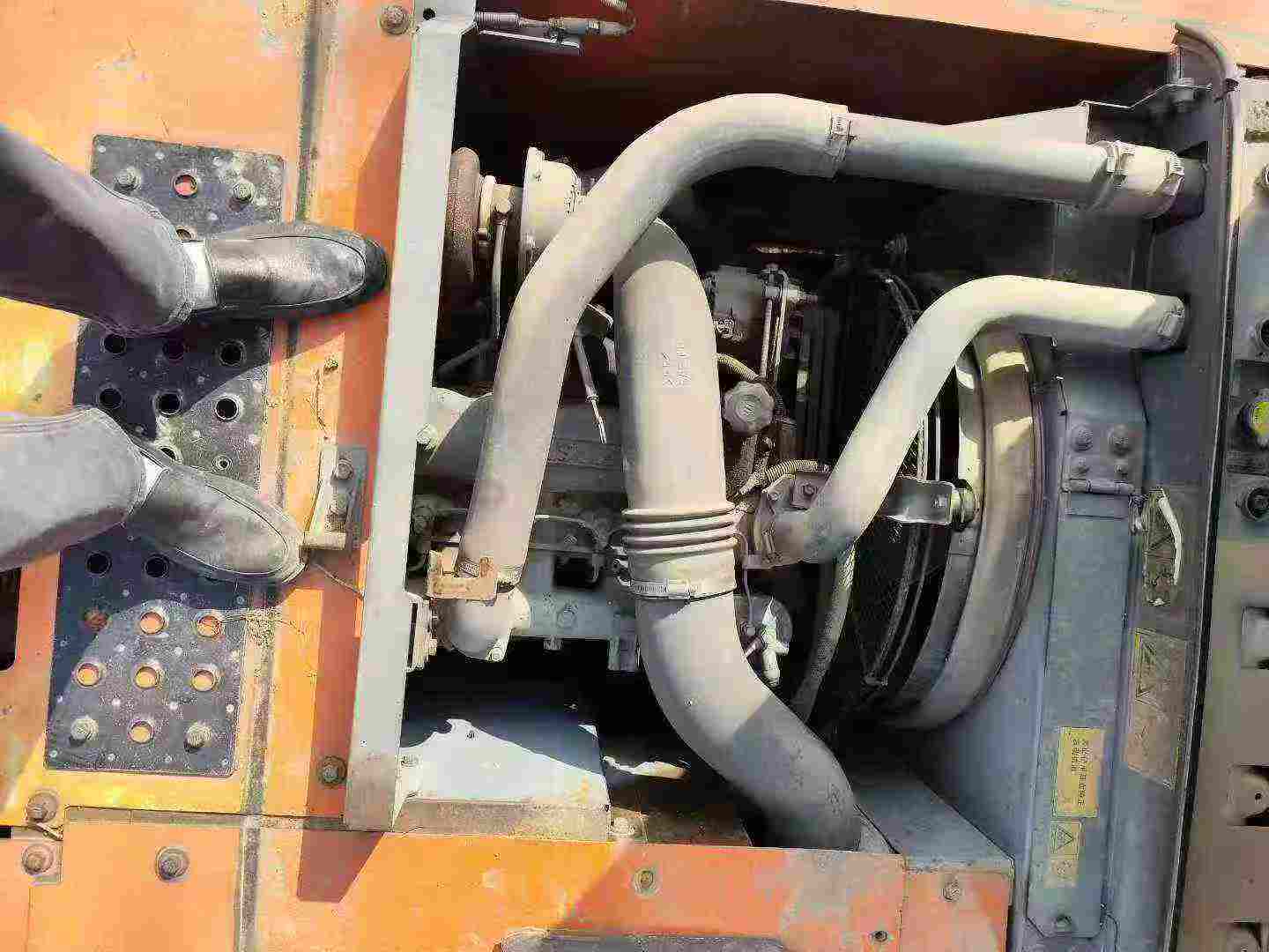 Used Hitachi EX210 Excavator 2015 Model / 6