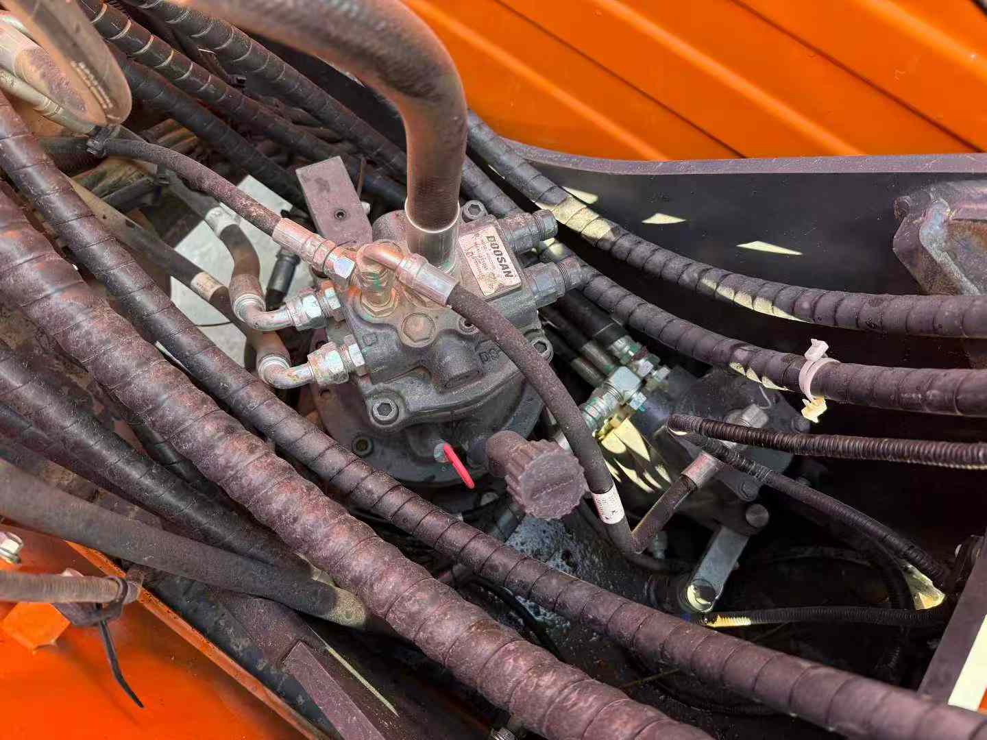 Used Doosan DX75 Excavator 2022 Model / 4