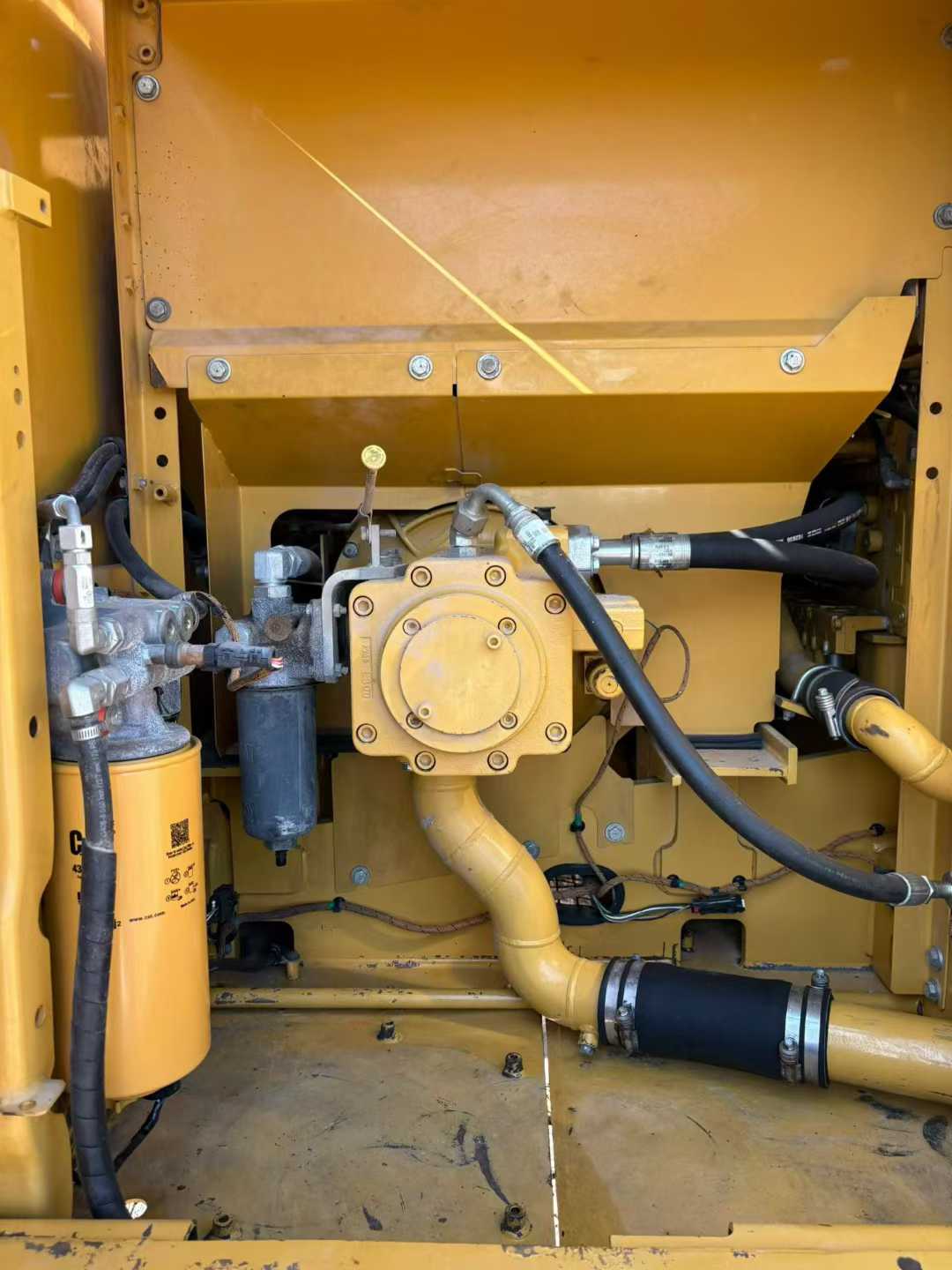 Used Caterpillar 323 Excavator 2018 Model / 6