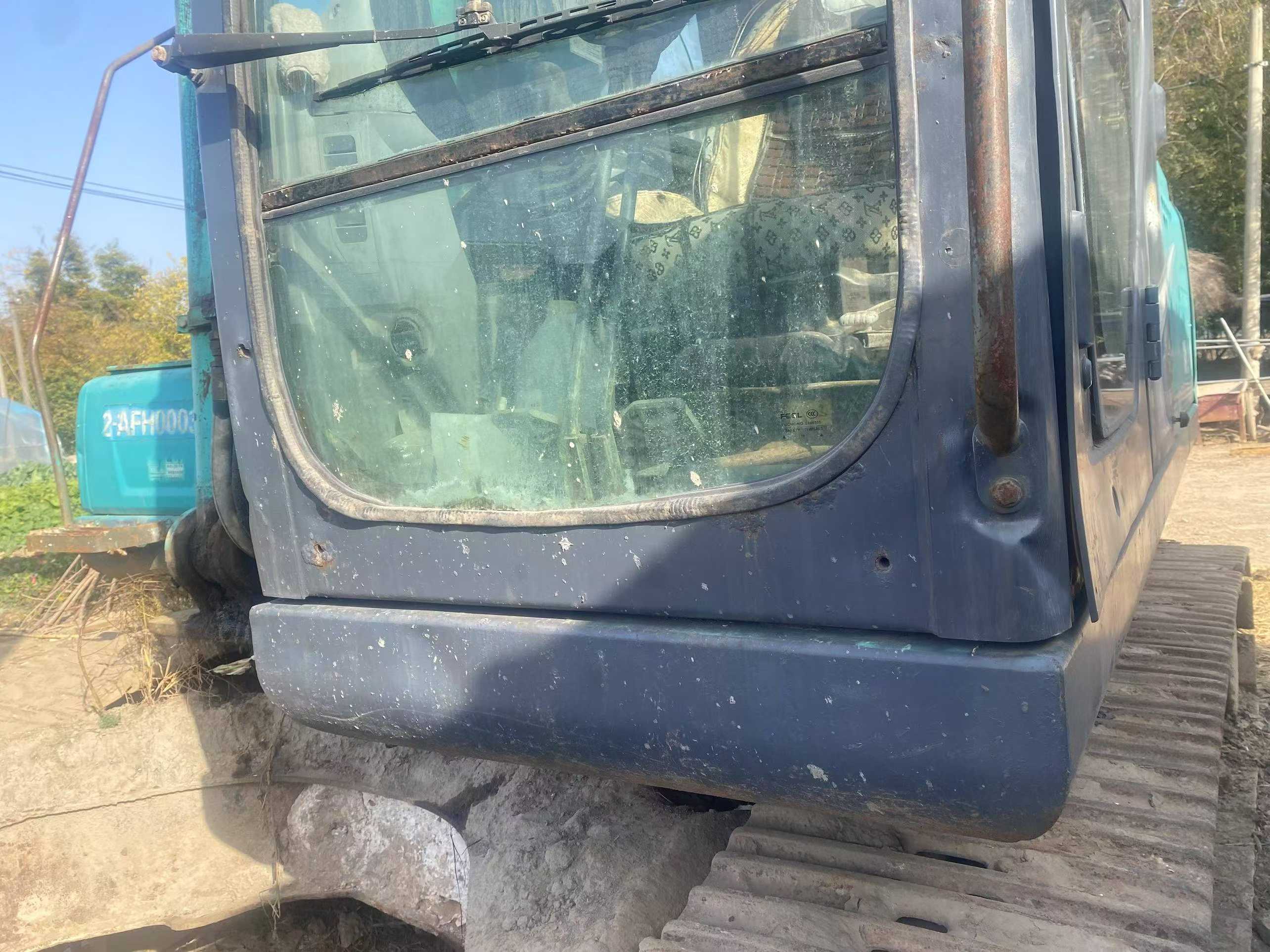 Used Kobelco SK210 Excavator 2016 Model / 9